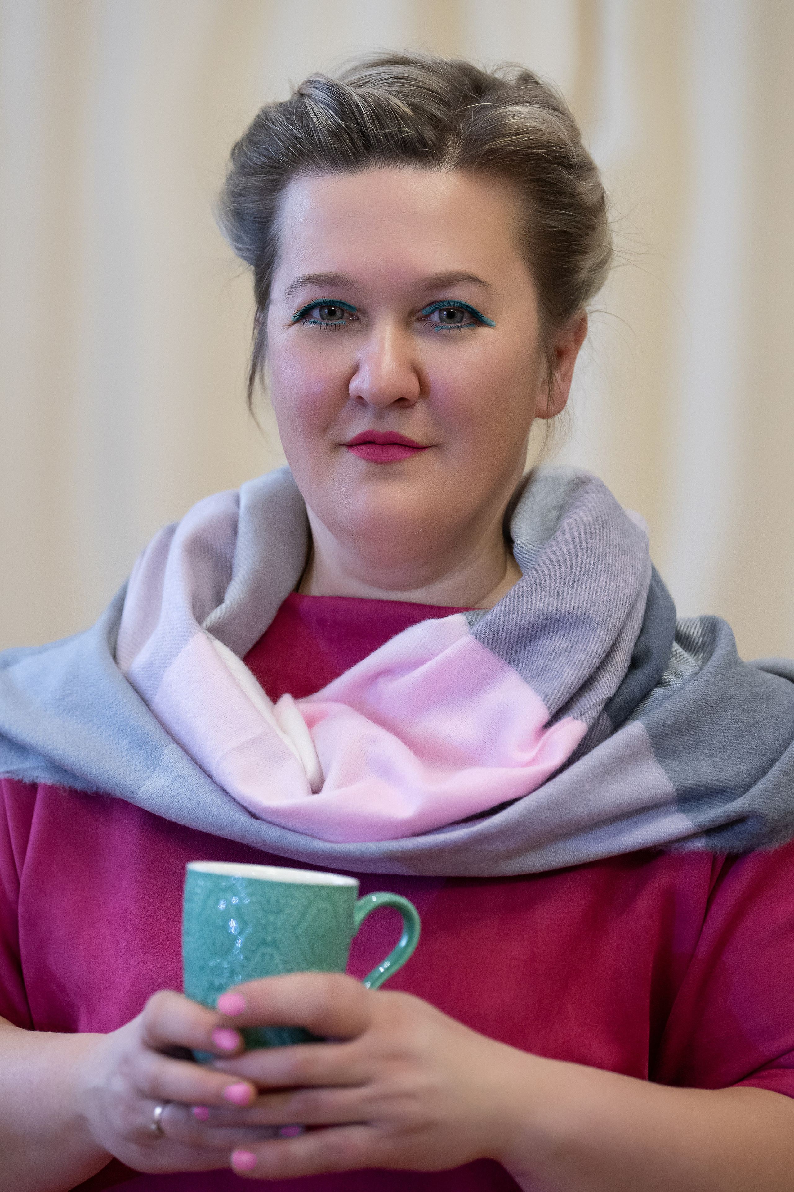 Не студийные. Главная