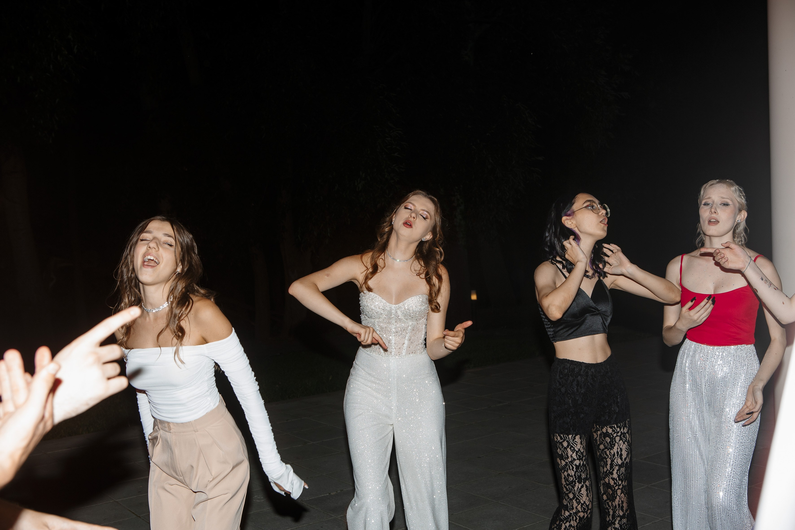 Выпускной Гимназия 12 2024 OpenHouse. Свадебный и портретный Фотограф в Липецке Дмитрий Котюков