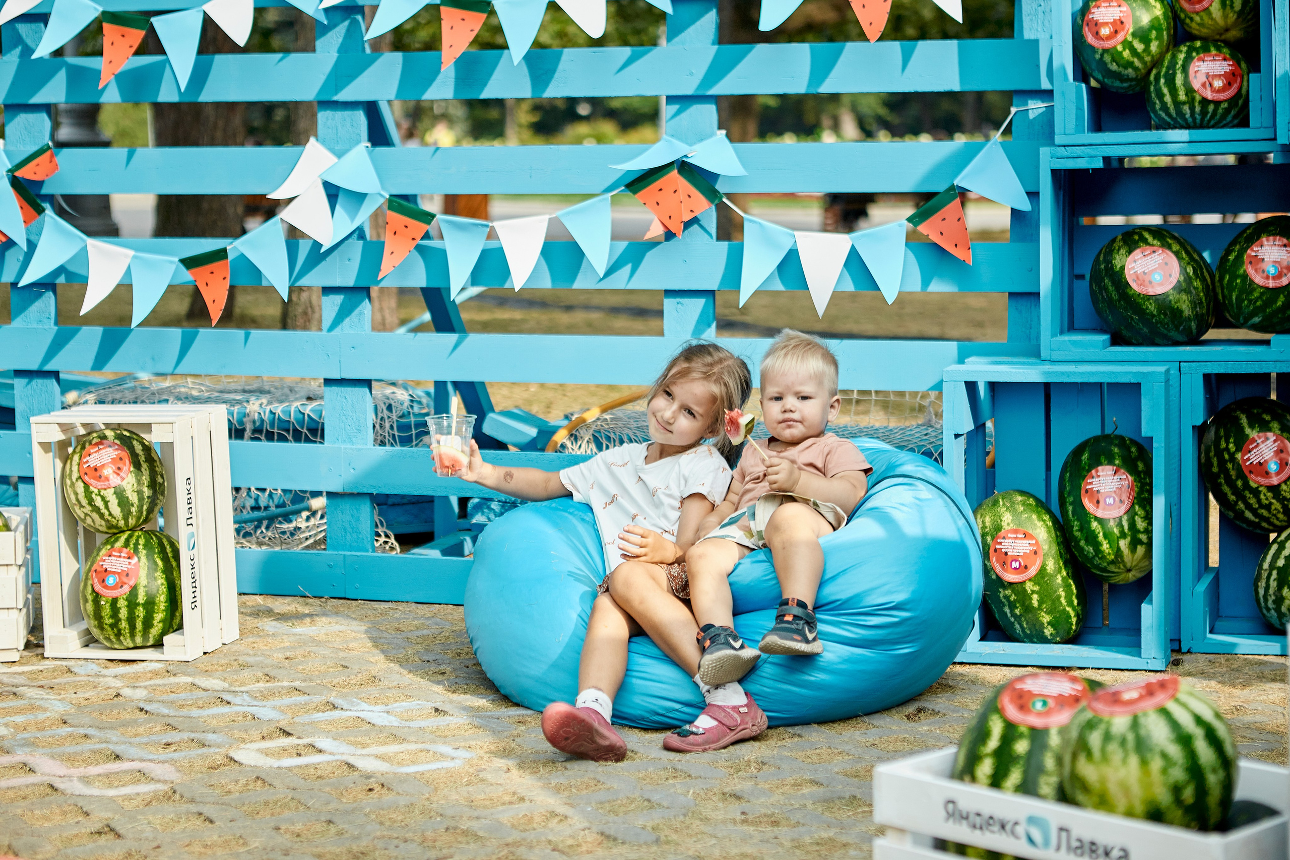 ЯНДЕКС ЛАВКА «АРБУЗНАЯ ФЕЕРИЯ». Фотограф Андрей Егоров