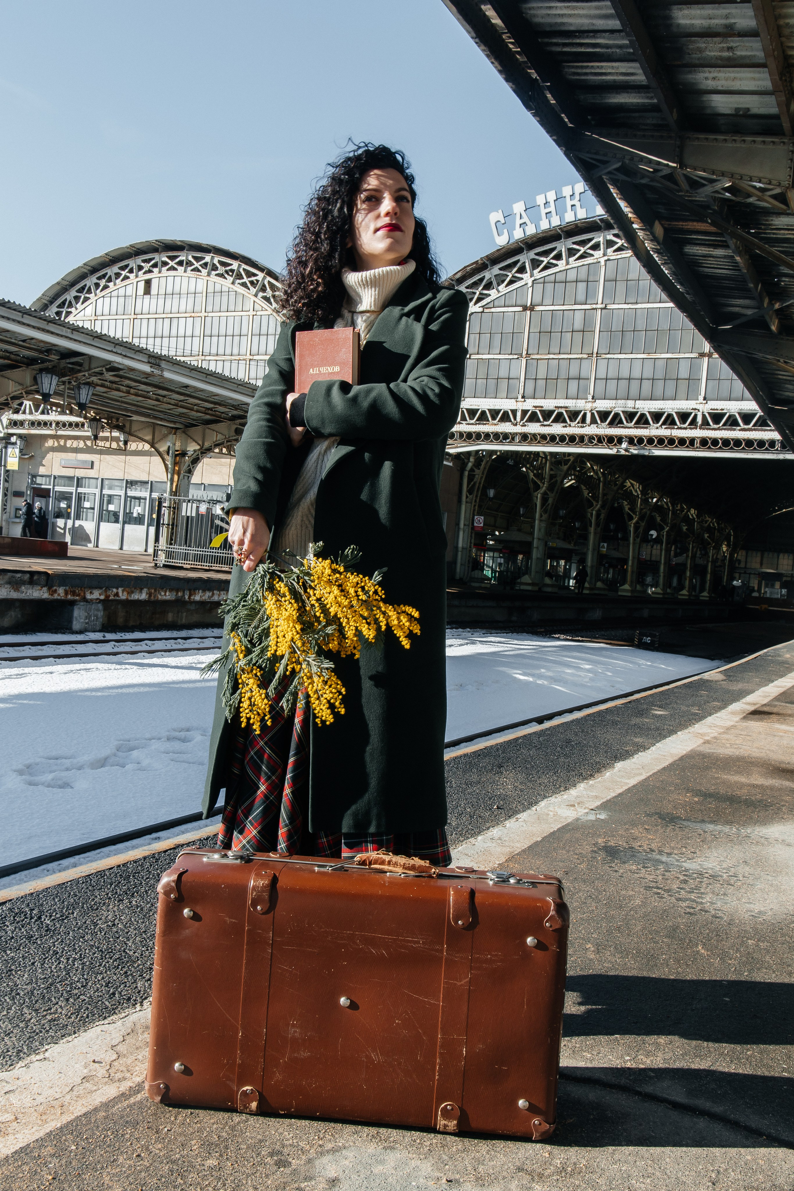 Вероника на Витебском вокзале. Фотограф в Санкт-Петербурге Аня Григорьева ♡