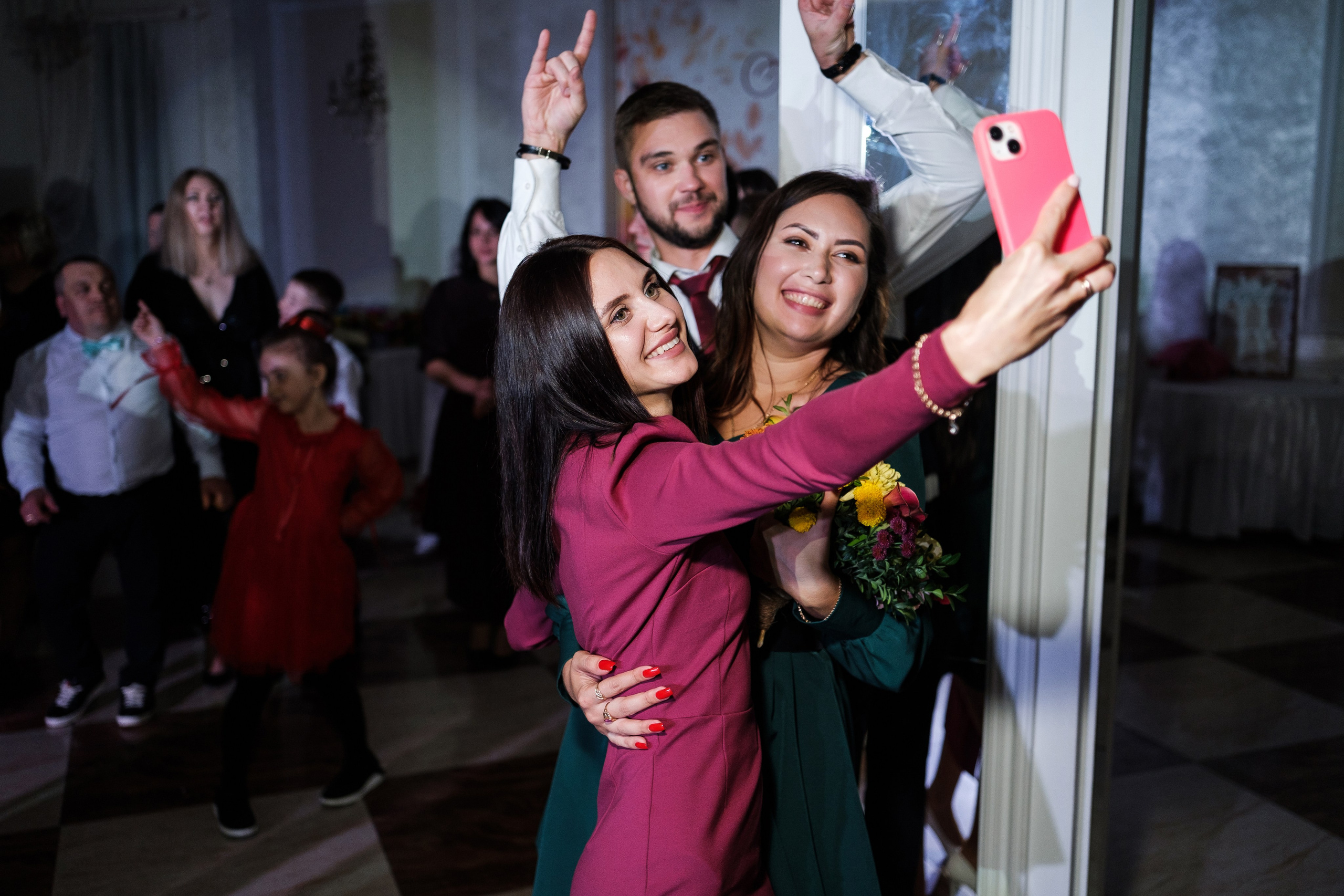 Александр и Лариса. Свадебный фотограф | репортаж | праздники | крещение