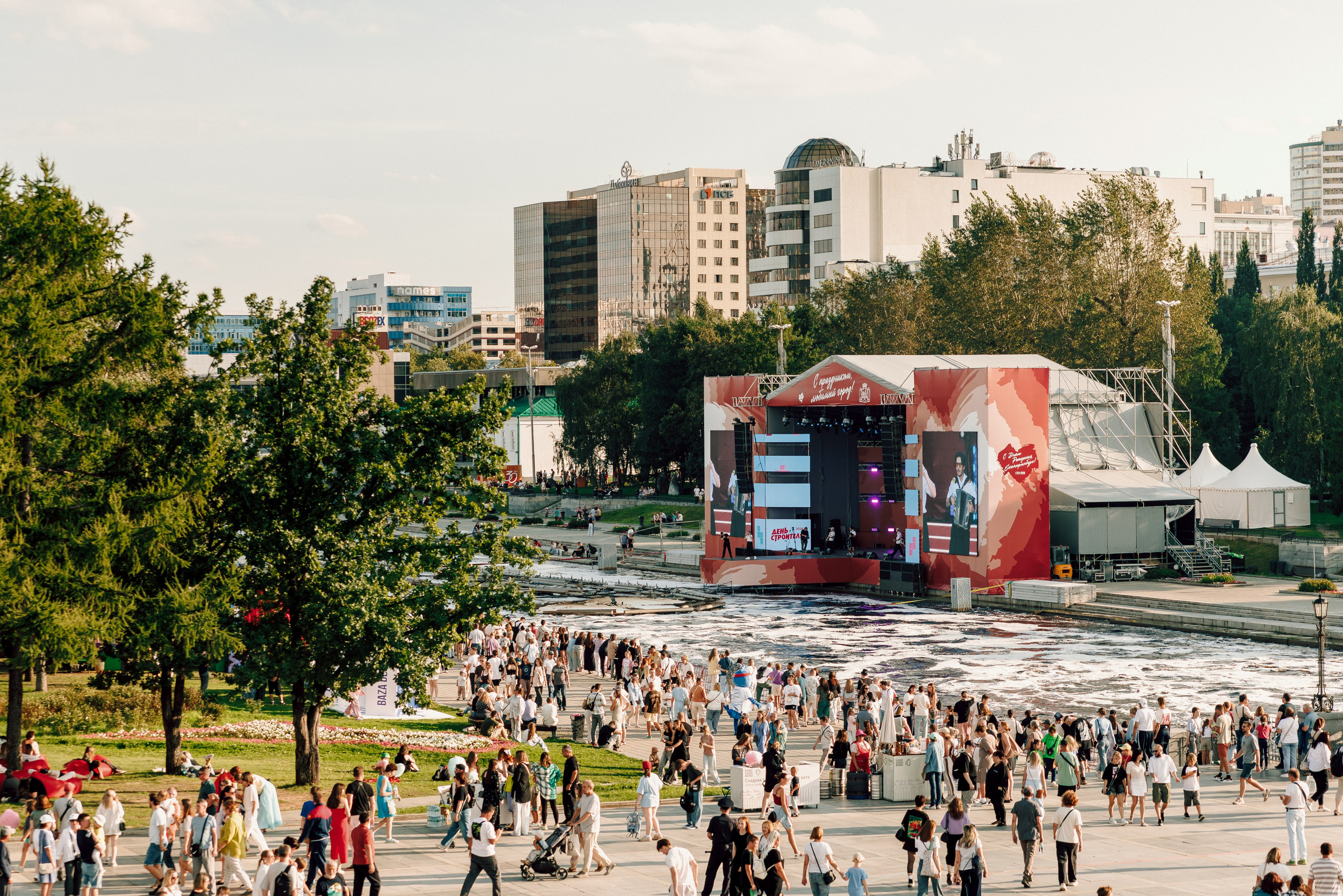 День строителя 2026. Фотограф Лёшка Варзегов