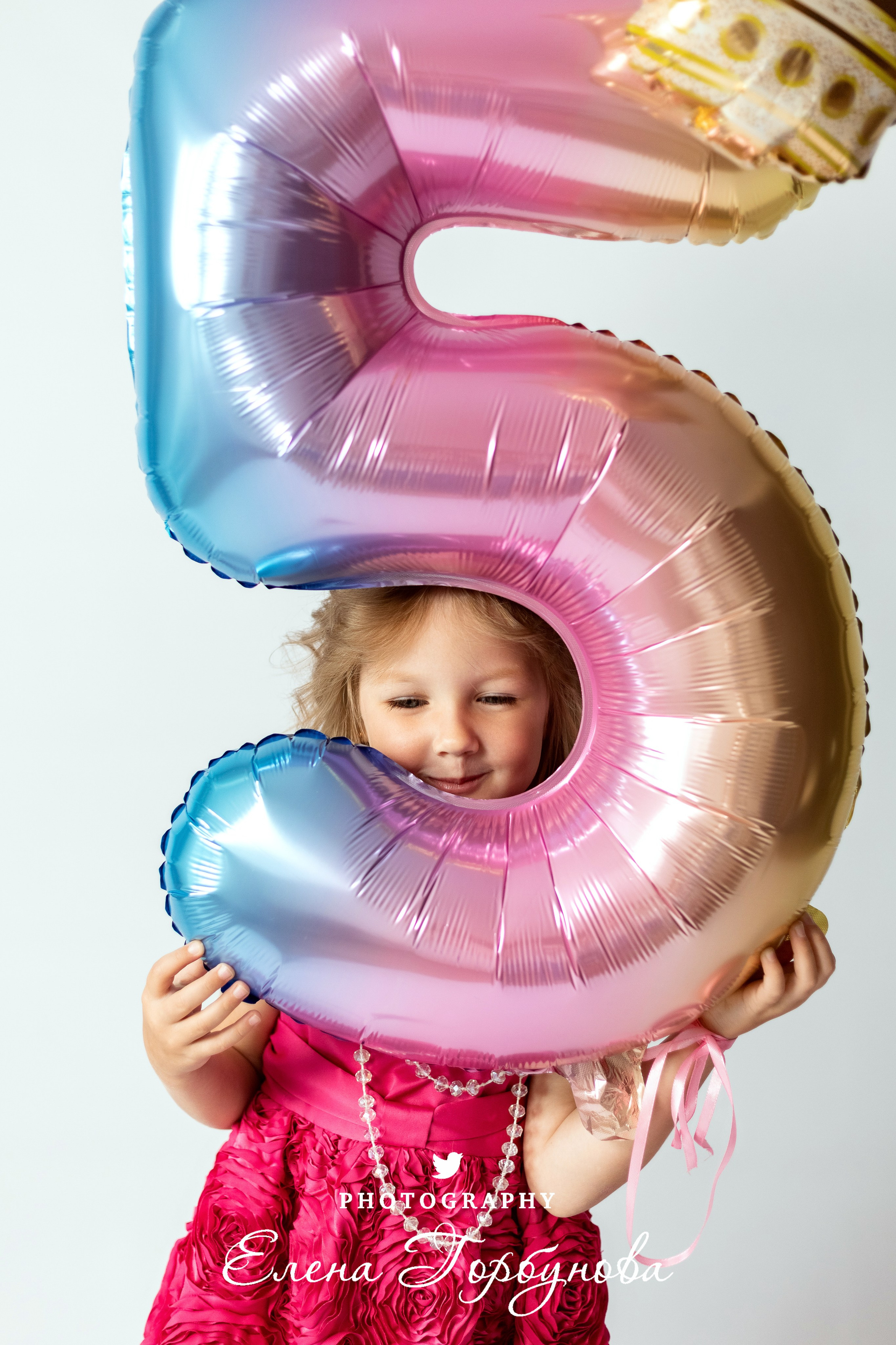 «Модница в розовом» В моей студии. Вероника и Александра. 2024. Фотограф Пермь. Свадьбы. Семья и дети, школа, д. сад. Фотокниги