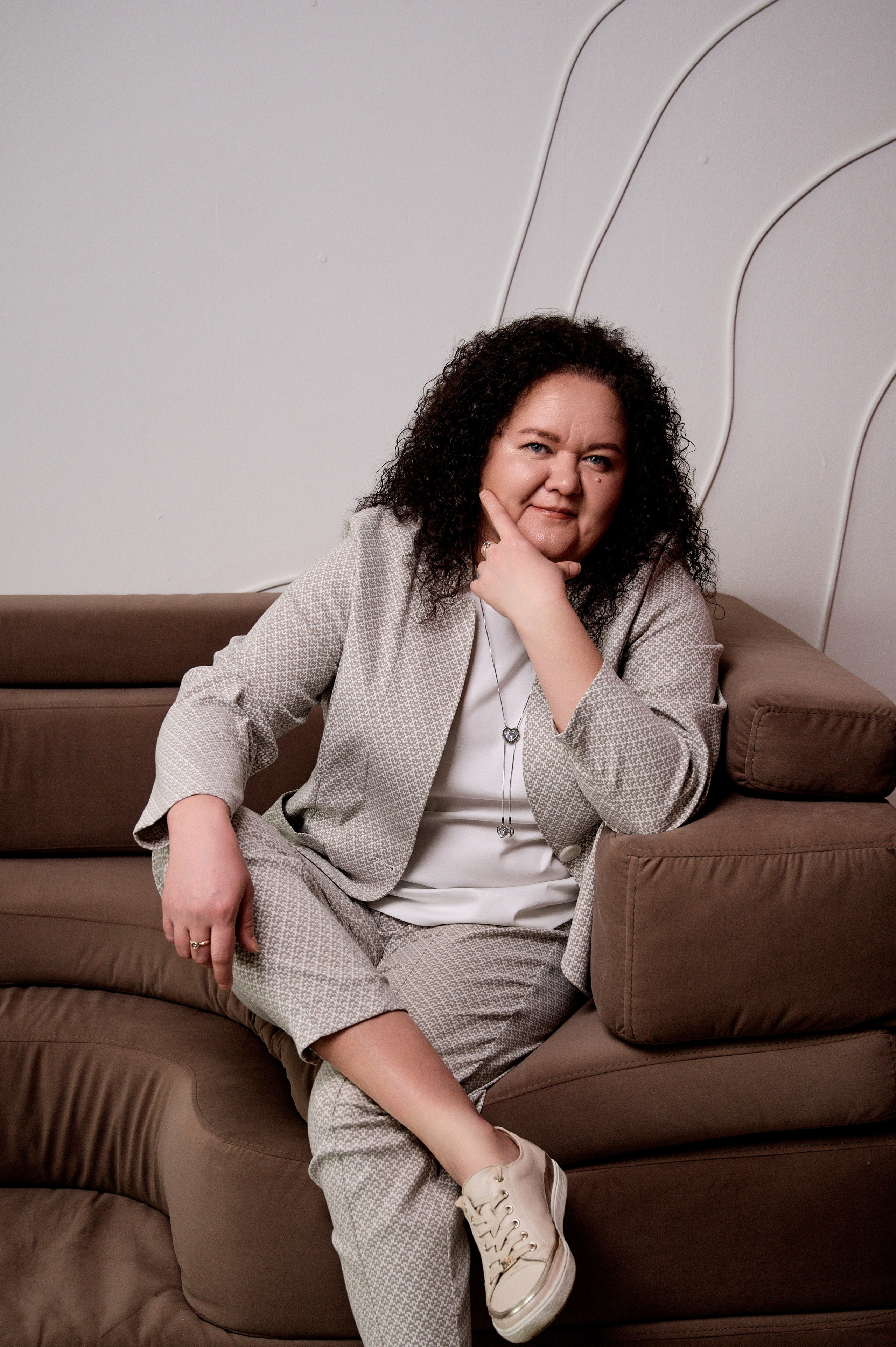 Семейная фотосессия для Лилии — тёплая съёмка в студии | Иван Третьяков, фотограф Новокузнецк