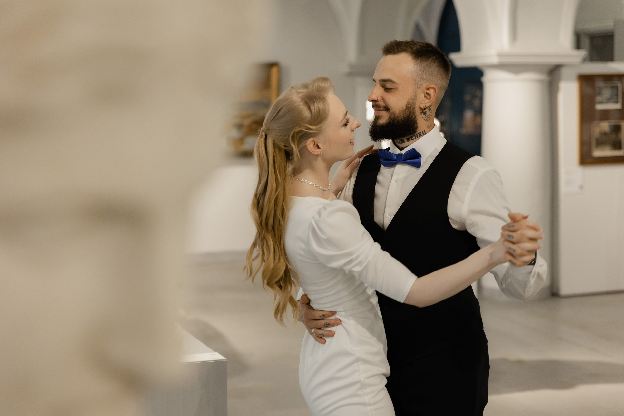 ЗАГС и прогулка лов стори. Свадебный фотограф Калининград