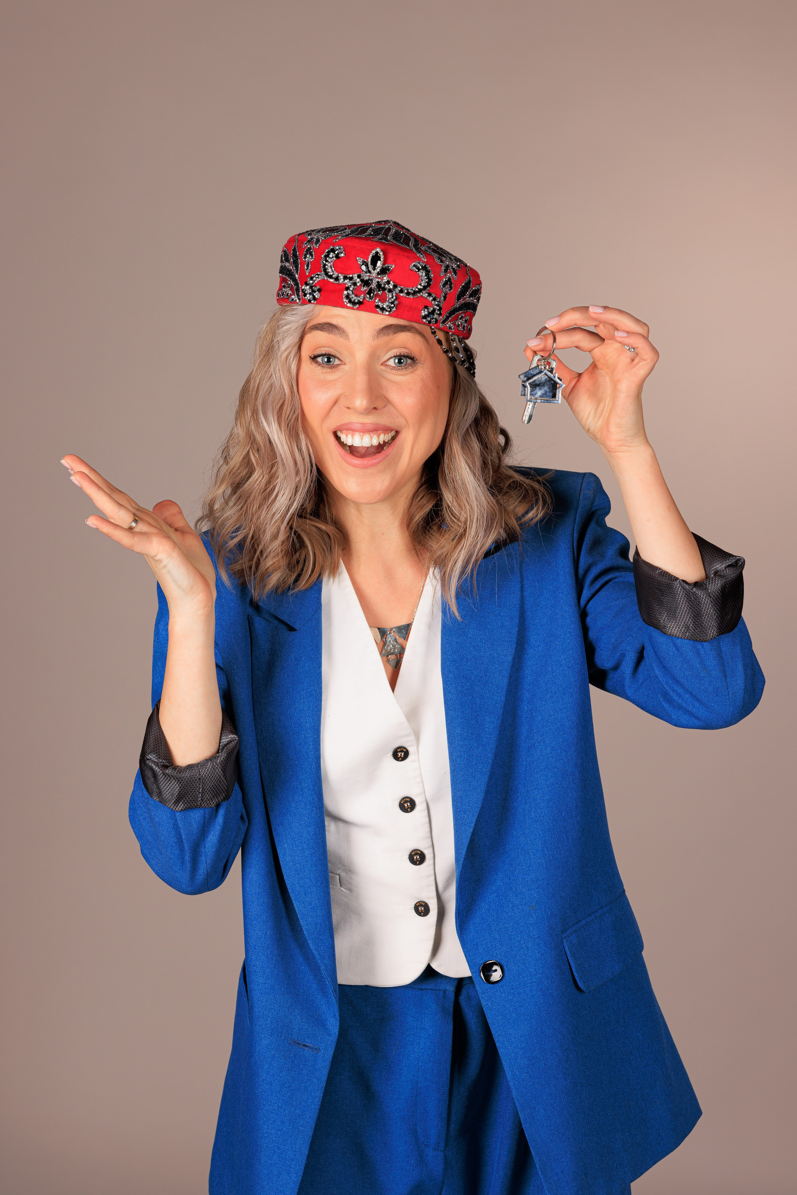 Бизнес-фотограф в Алматы — корпоративные съёмки, деловые портреты и репортажи. Профессиональный фотограф в Алматы