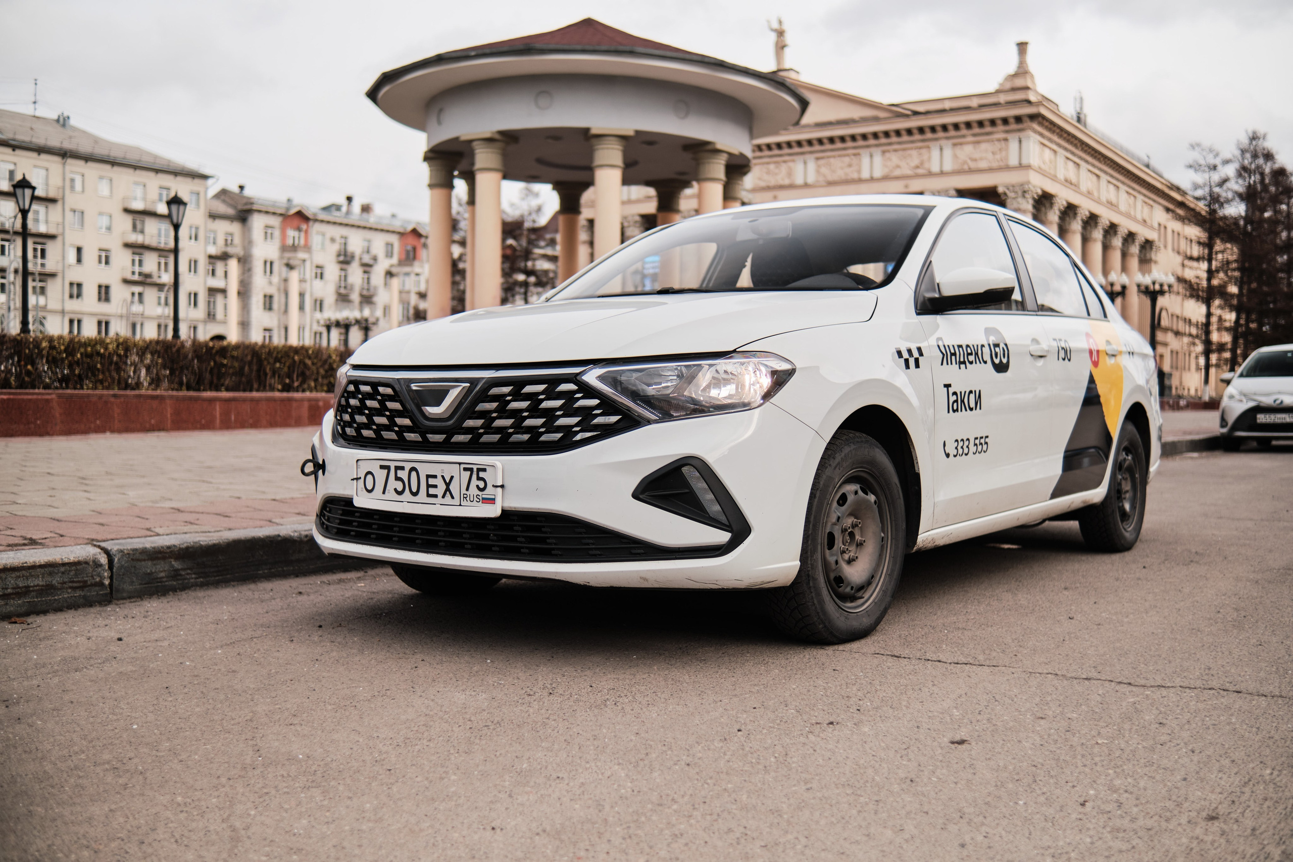 Новый автопарк Яндекс такси в Новокузнецке. Свадебный и семейный фотограф в Новокузнецке Иван Иванов