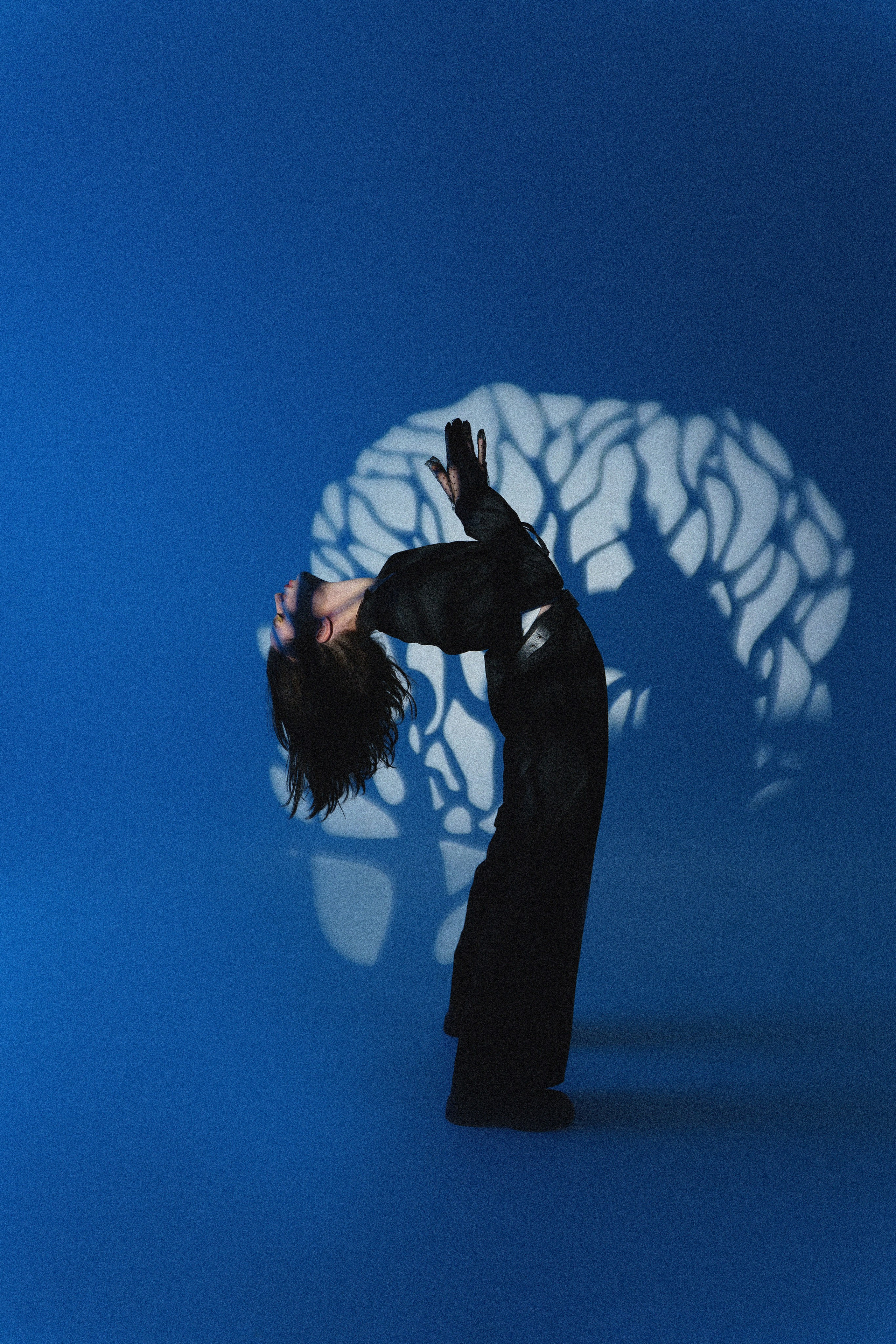 Цветной свет и Соня. Фотограф Надежда Погребняк | Рязань | Москва