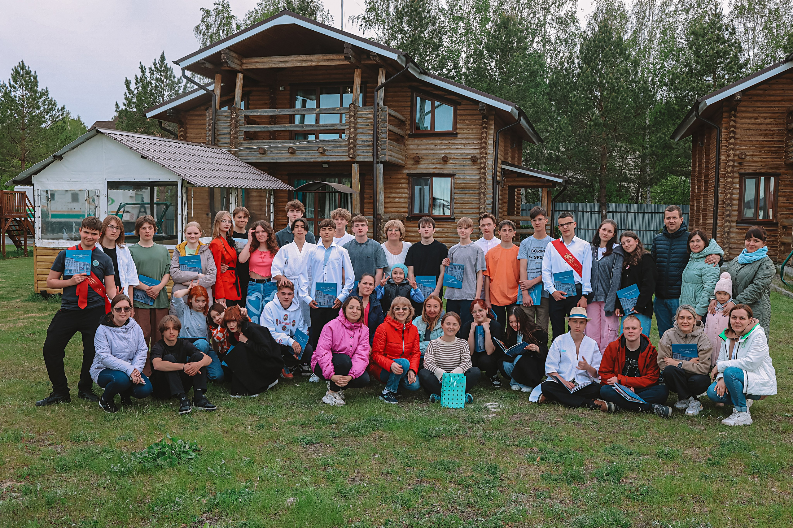 Последний звонок. Семейный фотограф Тюмень, фотограф на роды Салмина Мария