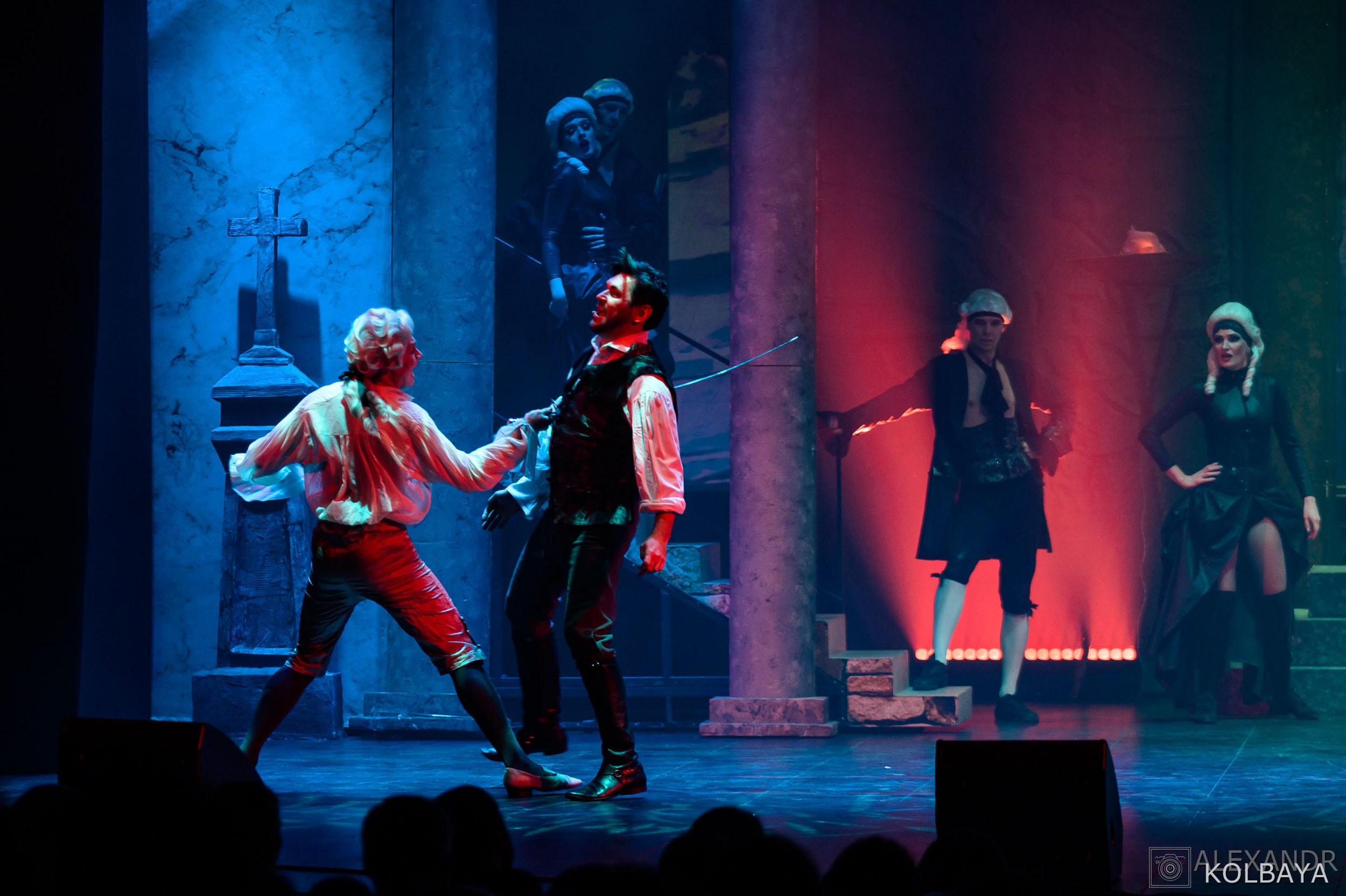 Опасные связи. Концертный и театральный репортажный фотограф в Москве Александр Колбая