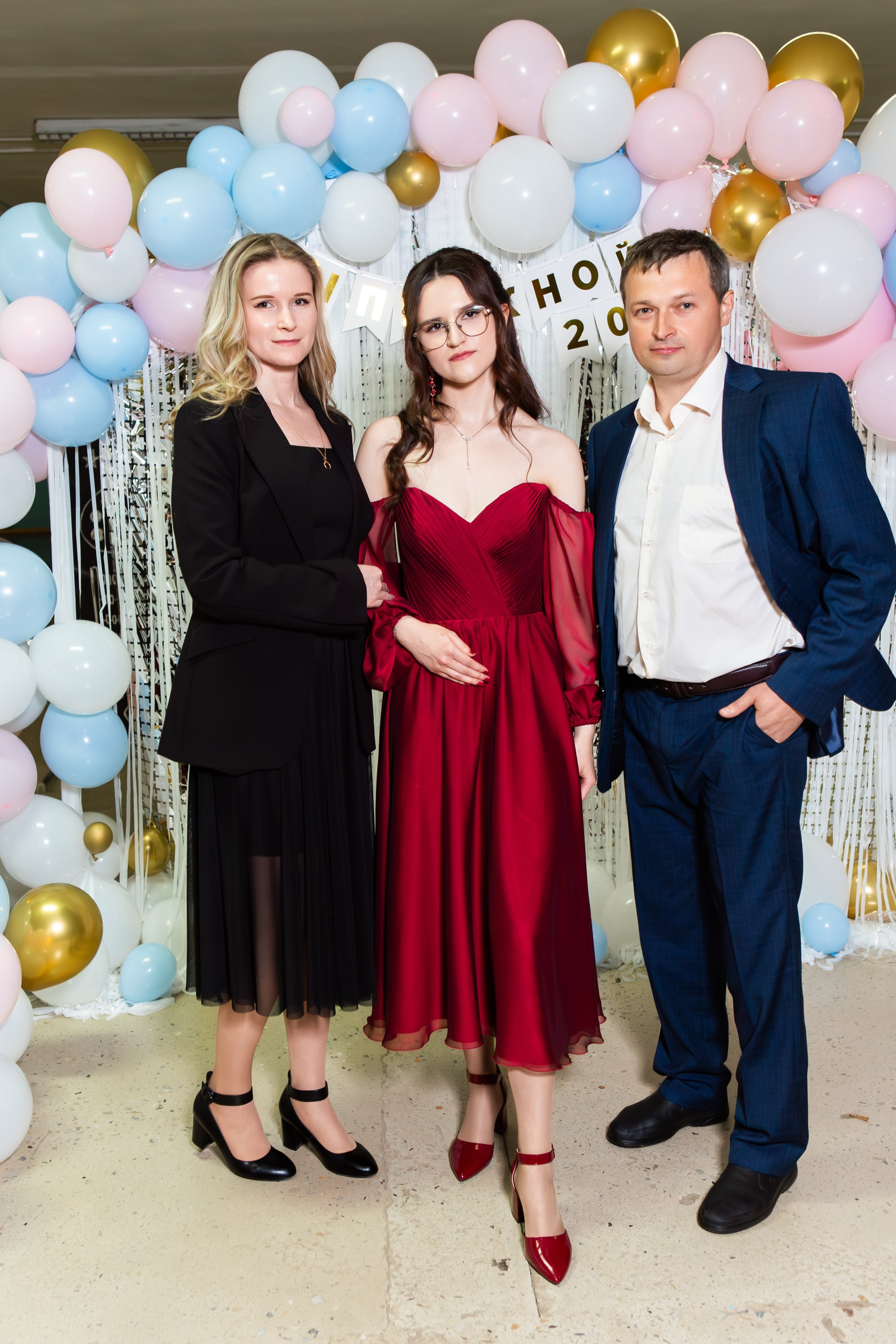 ФОТОСЕССИЯ С РОДИТЕЛЯМИ ВЫПУСКНОЙ 2025 9 ШКОЛА МЦЕНСК. ТВОЙ АЛЬБОМ / ТВОИ ПРАВИЛА