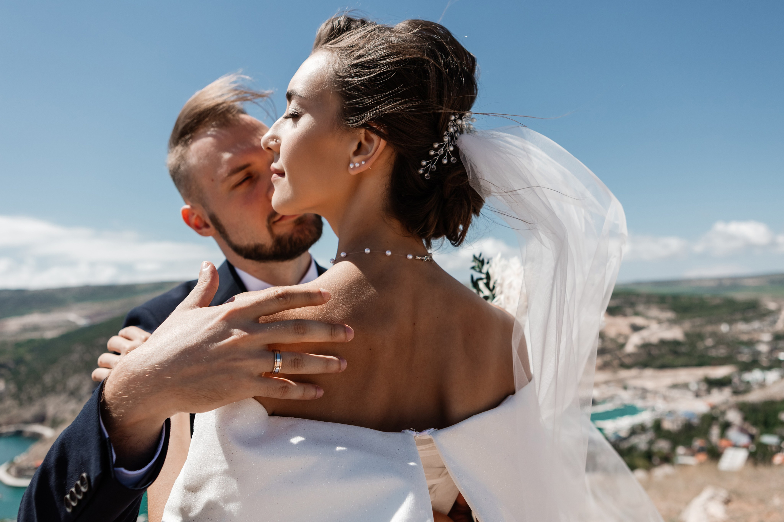 Свадебная съёмка в Балаклаве в крепости Чембало. Свадебный фотограф, фотосъемка в Крыму, Севастополе, Симферополе, Ялте