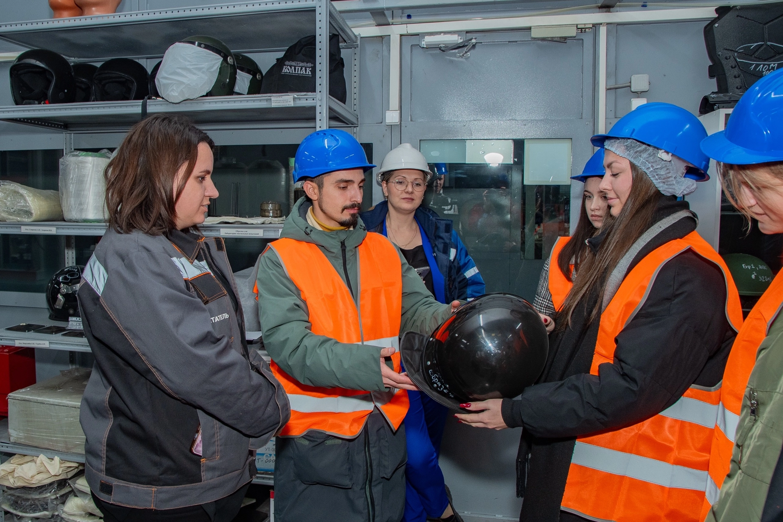 Завод Спец Материалов. Фотограф Виктория Щербинина в Санкт-Петербурге и Москве