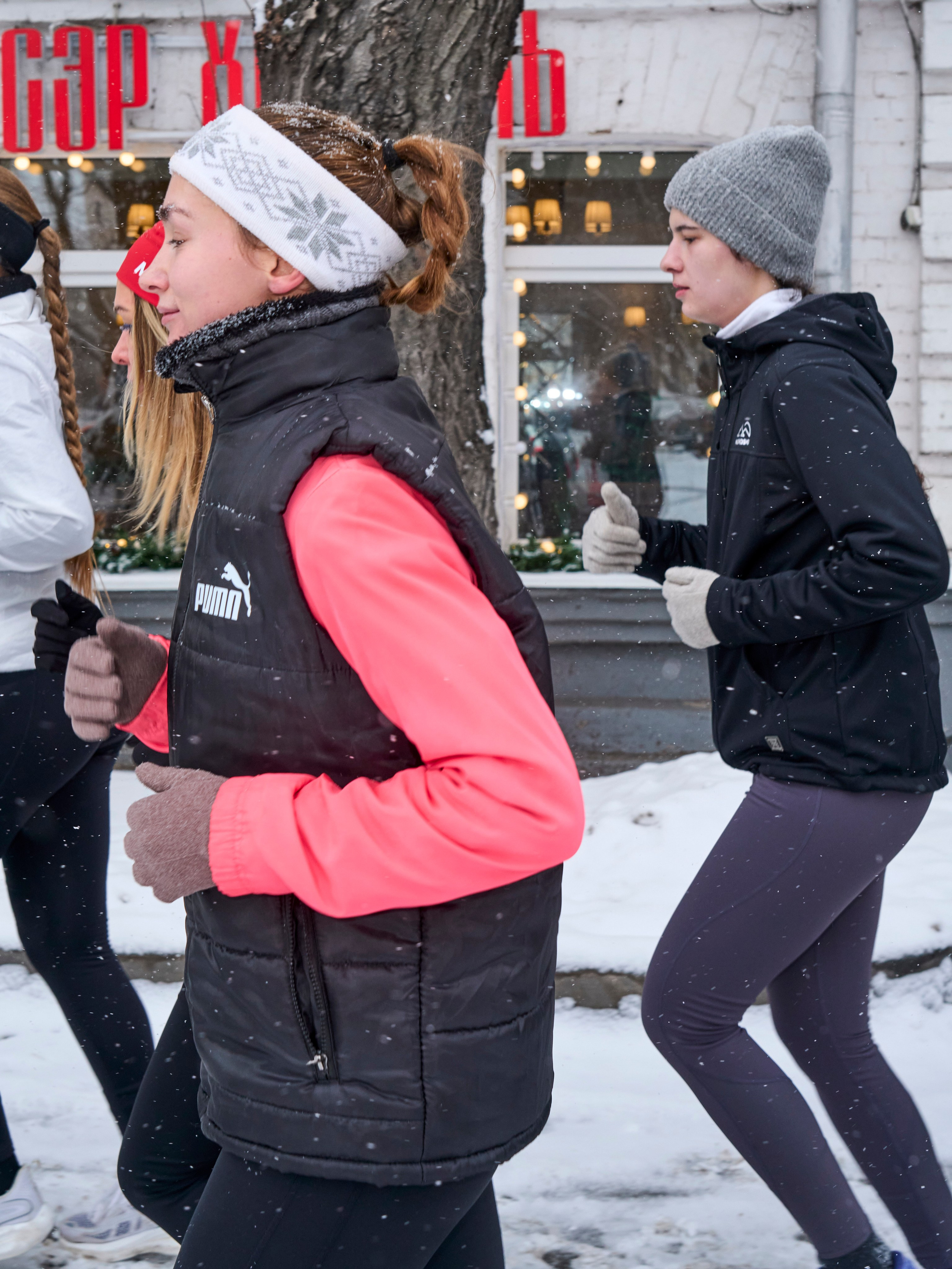 Фотоотчеты со спортивных мероприятий. Владимир Спивак — фотограф, дизайнер, продюсер | Основатель бегового клуба Spivak Run