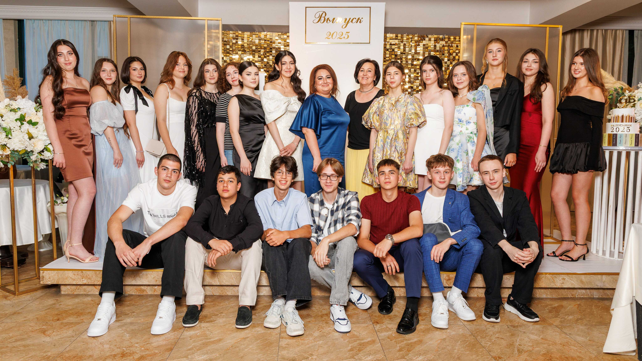 Выпускные альбомы для 9 и 11 класса, Пятигорск, Ессентуки, Минеральные Воды, Кисловодск.