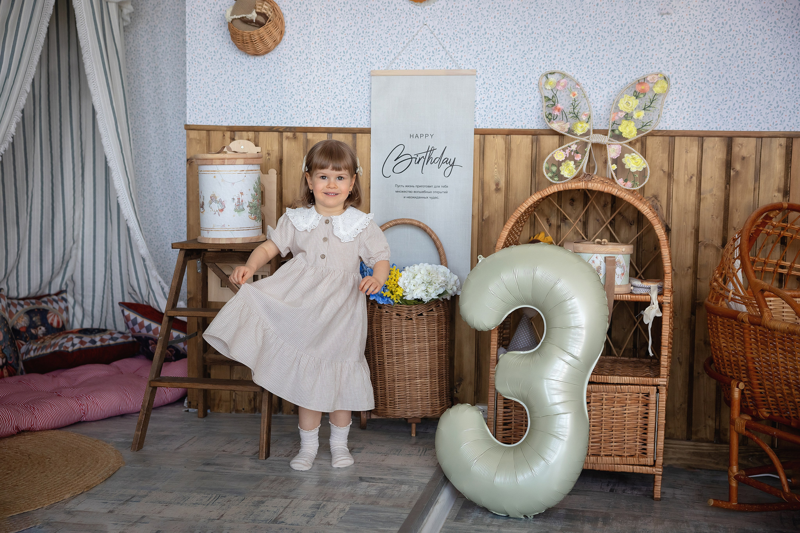 Агата 3 годика. Фотограф на крещение и венчание