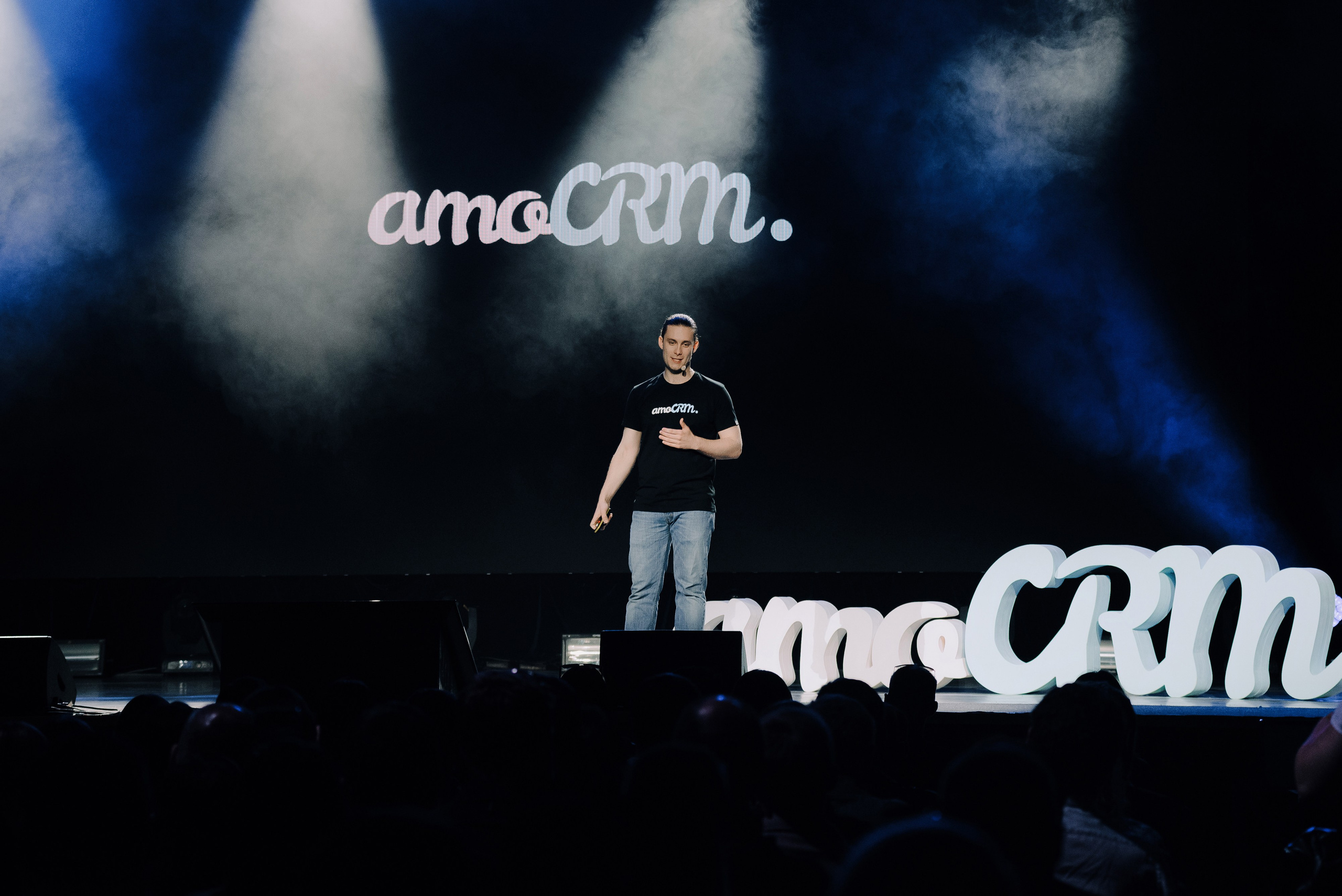 КОНФЕРЕНЦИЯ AMO CRM SIPUNI. Репортажный фотограф Зуев Роман г. Челябинск