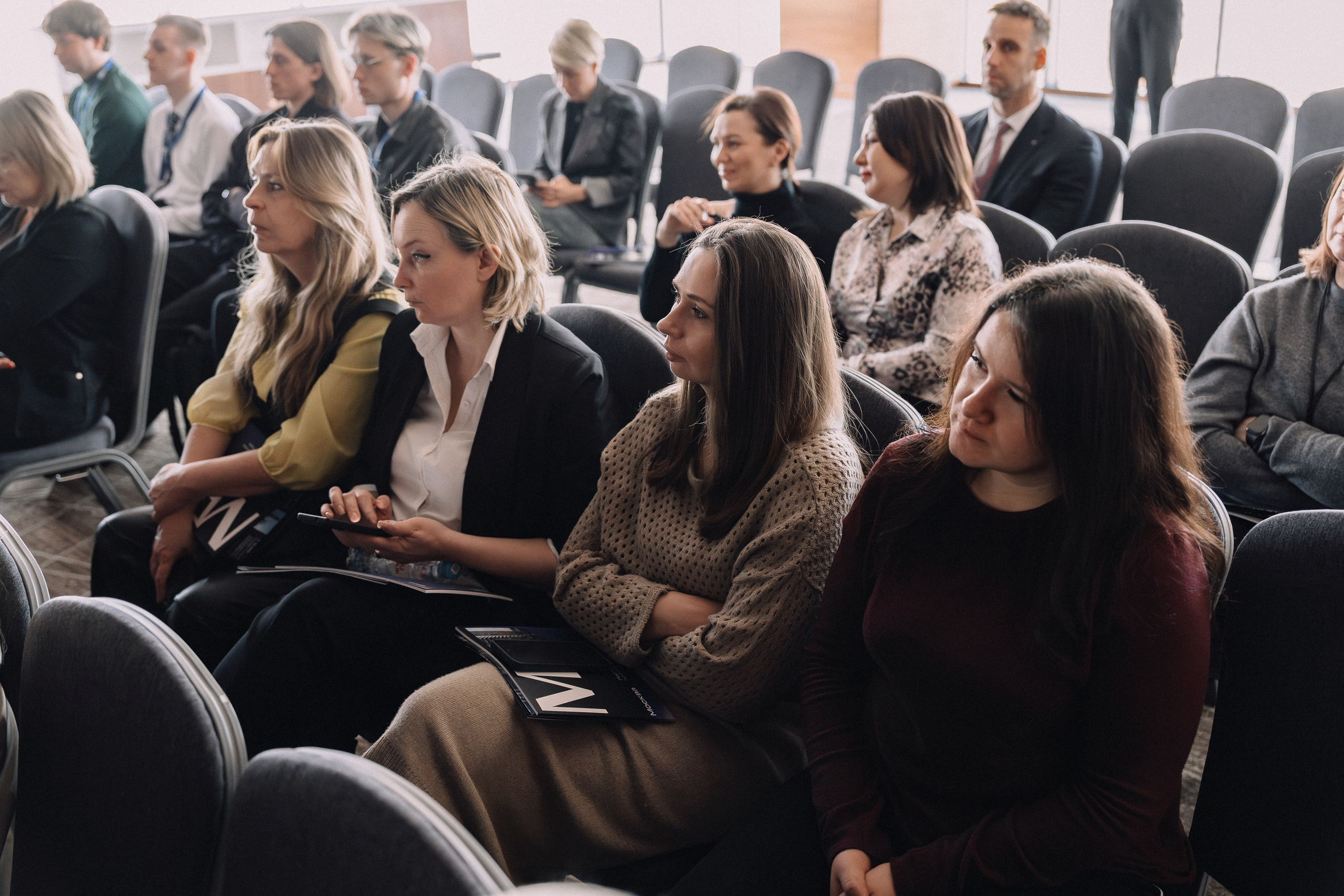 Застройщики Москвы MR (МАРРИОТ). Свадебный и репортажный фотограф в Воронеже Роман Янко