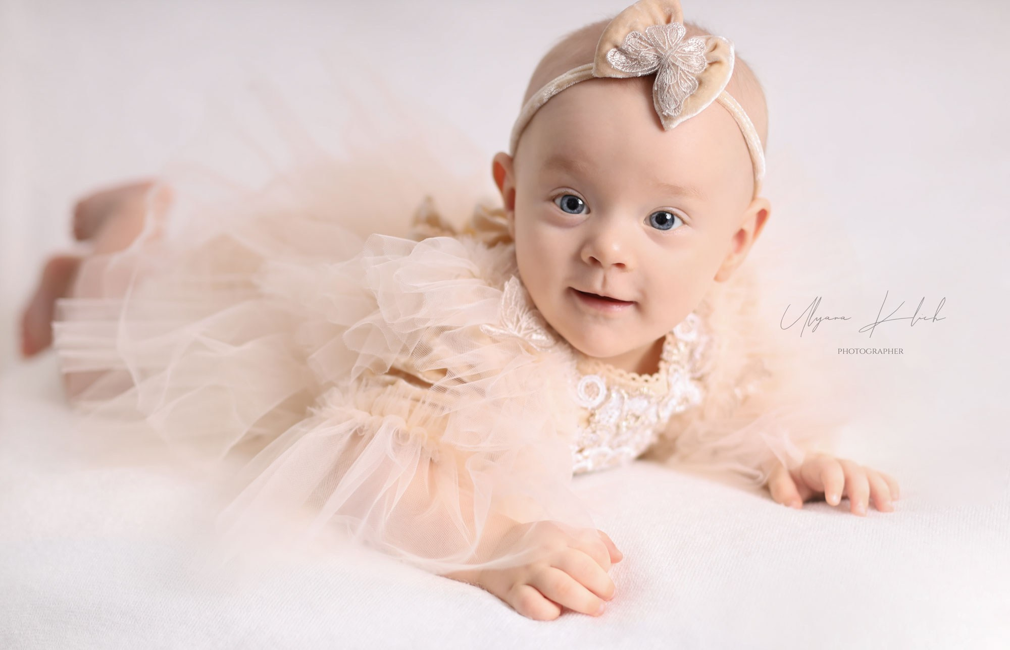 6-9 месяцев. Фотограф беременности, новорожденных и детей до года в Астане