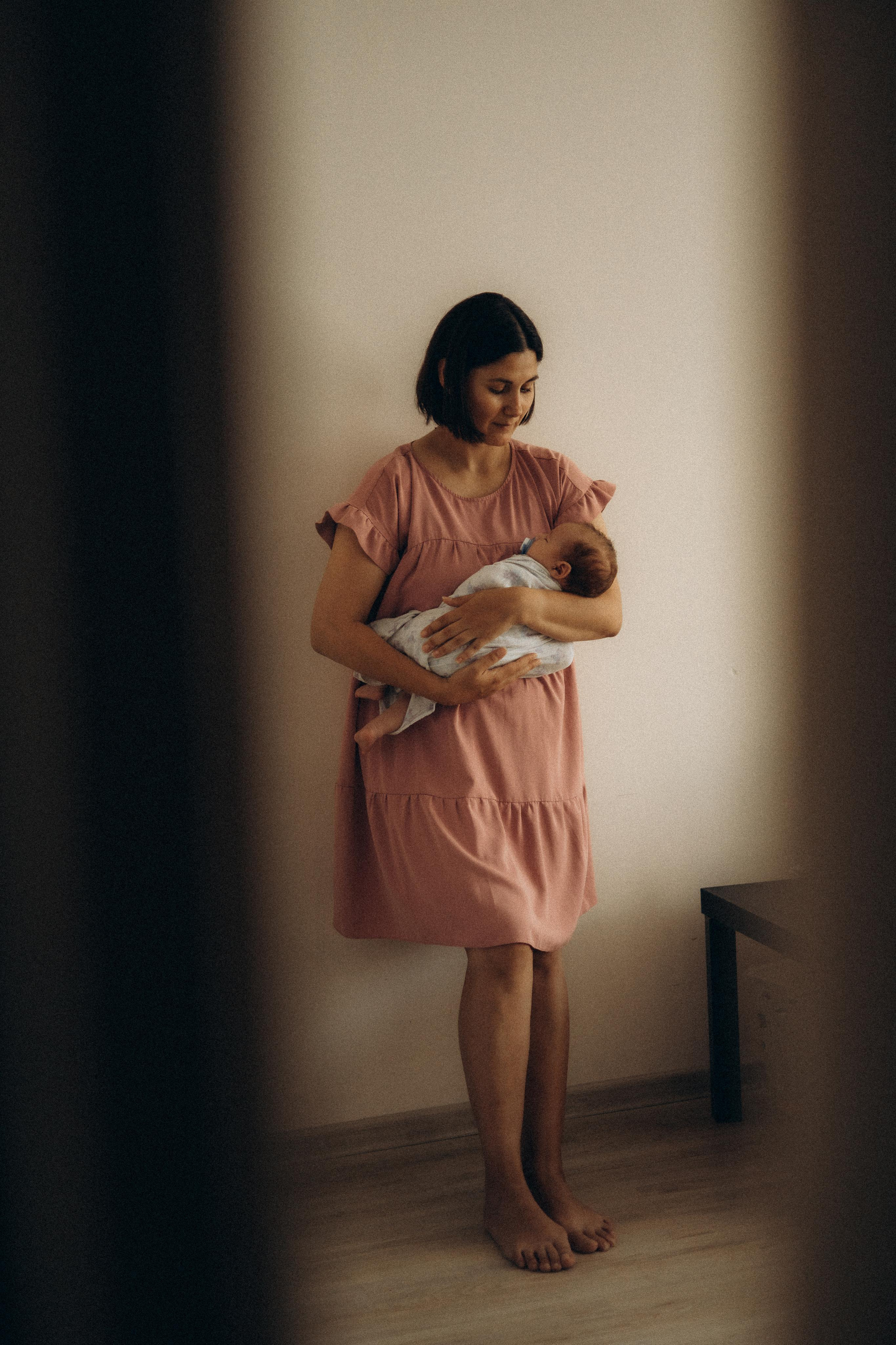 Мама и малыш. Семейный фотограф Новосибирск Фотограф на выписку Новосибирск