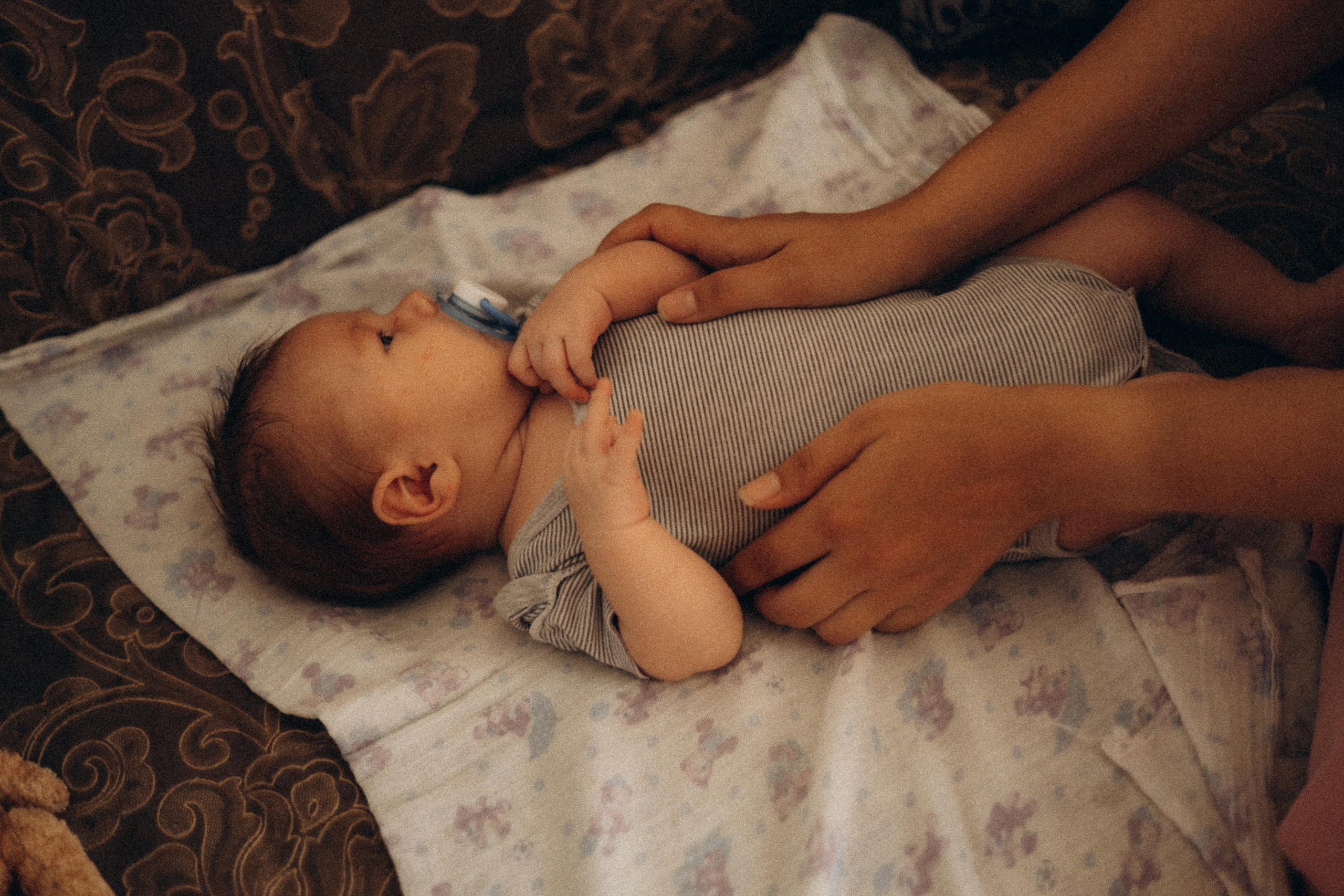 Мама и малыш. Семейный фотограф Новосибирск Фотограф на выписку Новосибирск