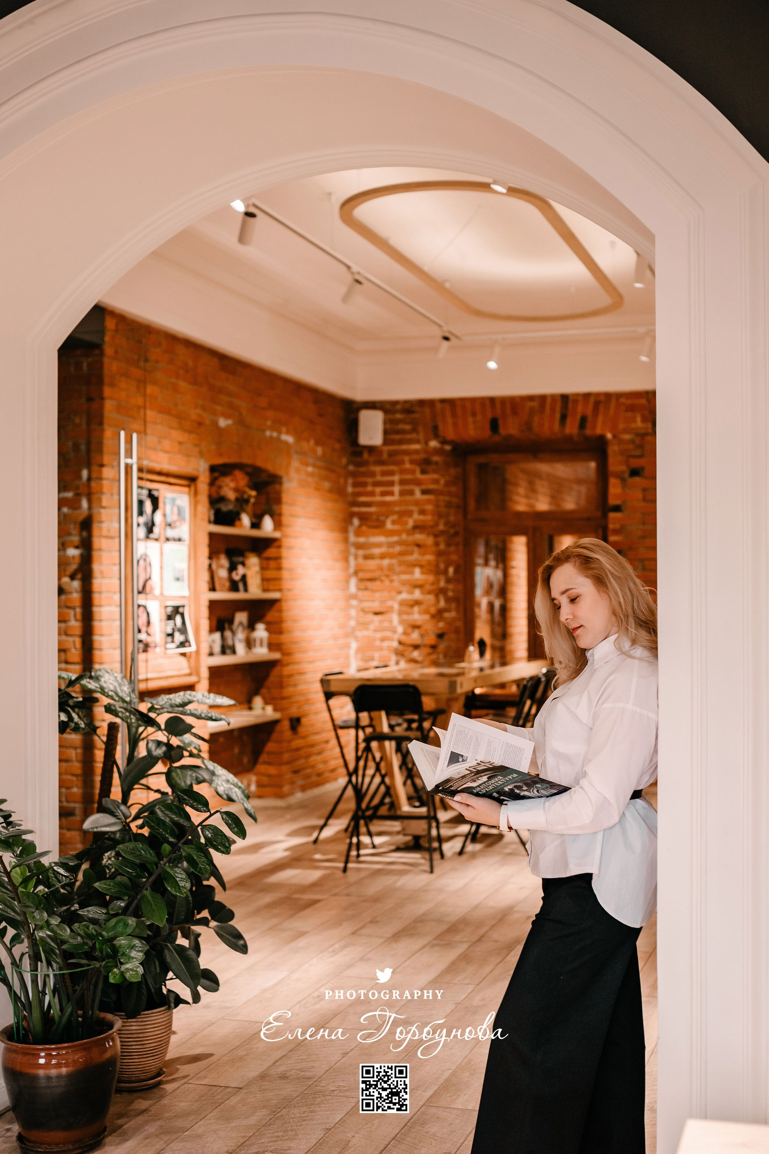 Контент-съёмка. Октябрь 2023. Екатерина. Фотограф Пермь. Свадьбы. Семья и дети, школа, д. сад. Фотокниги