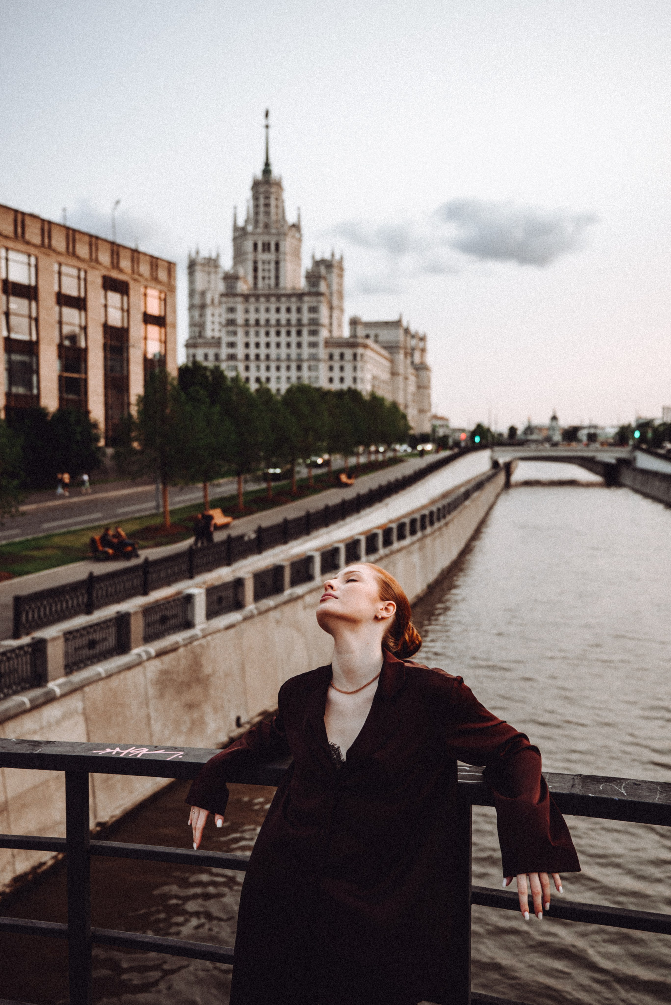 Аня, набережная. Фотограф Анастасия Монах