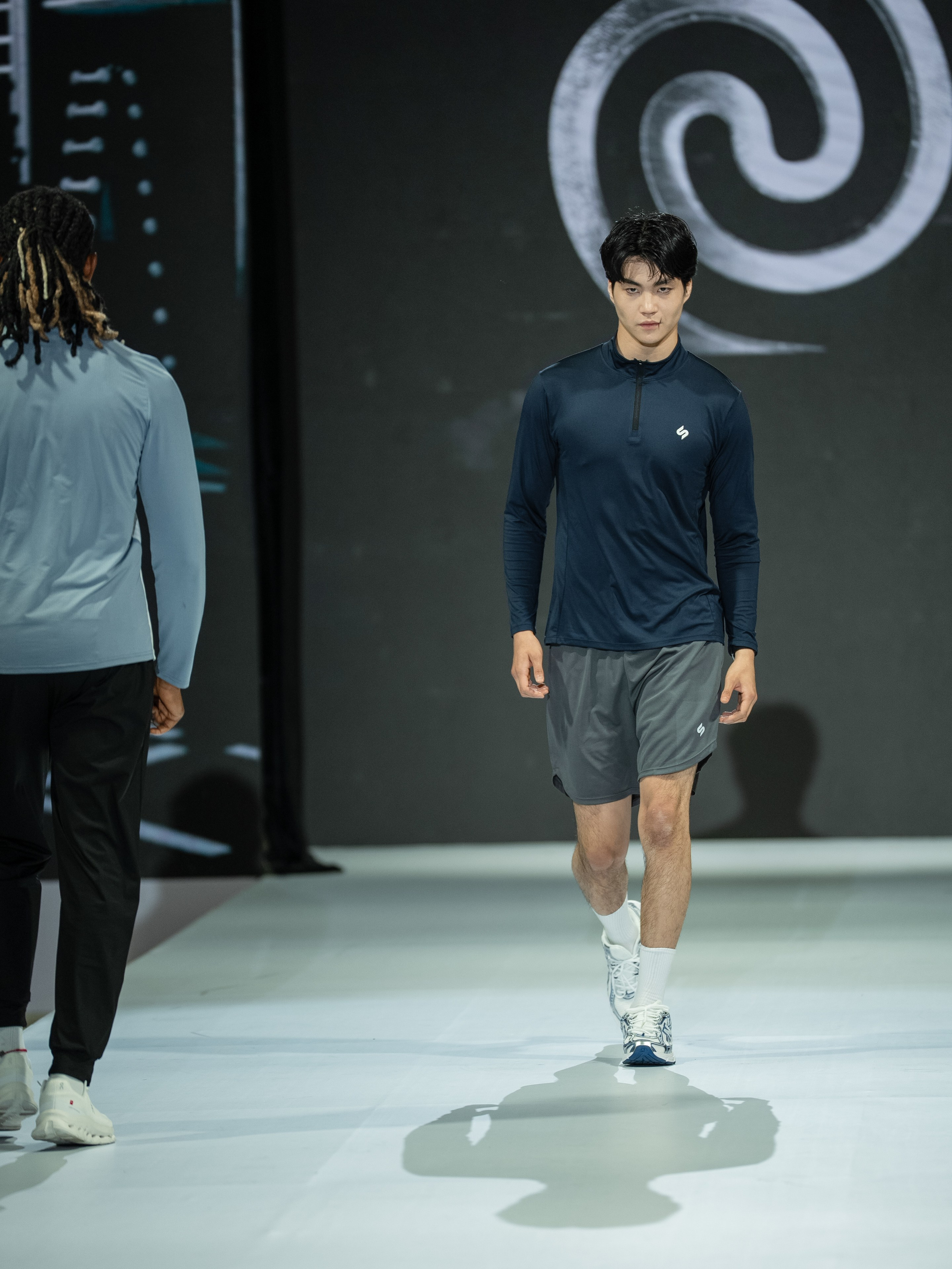 EURASIAN FASHION WEEK Husl Sport. Сайт Алматинского НЮ АРТ, будуар и фэшн фотографа Дениса Карпенко