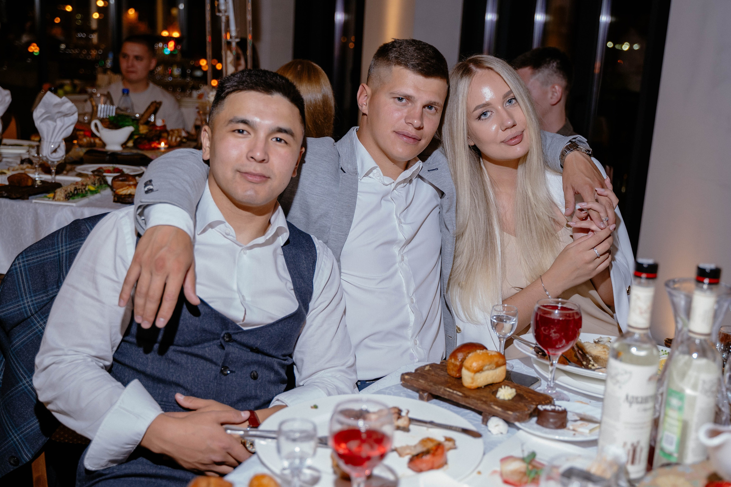 Свадебный день Магомеда и Вероники. Фотограф Чита. Индивидуальные портреты, LoveStory, свадьбы