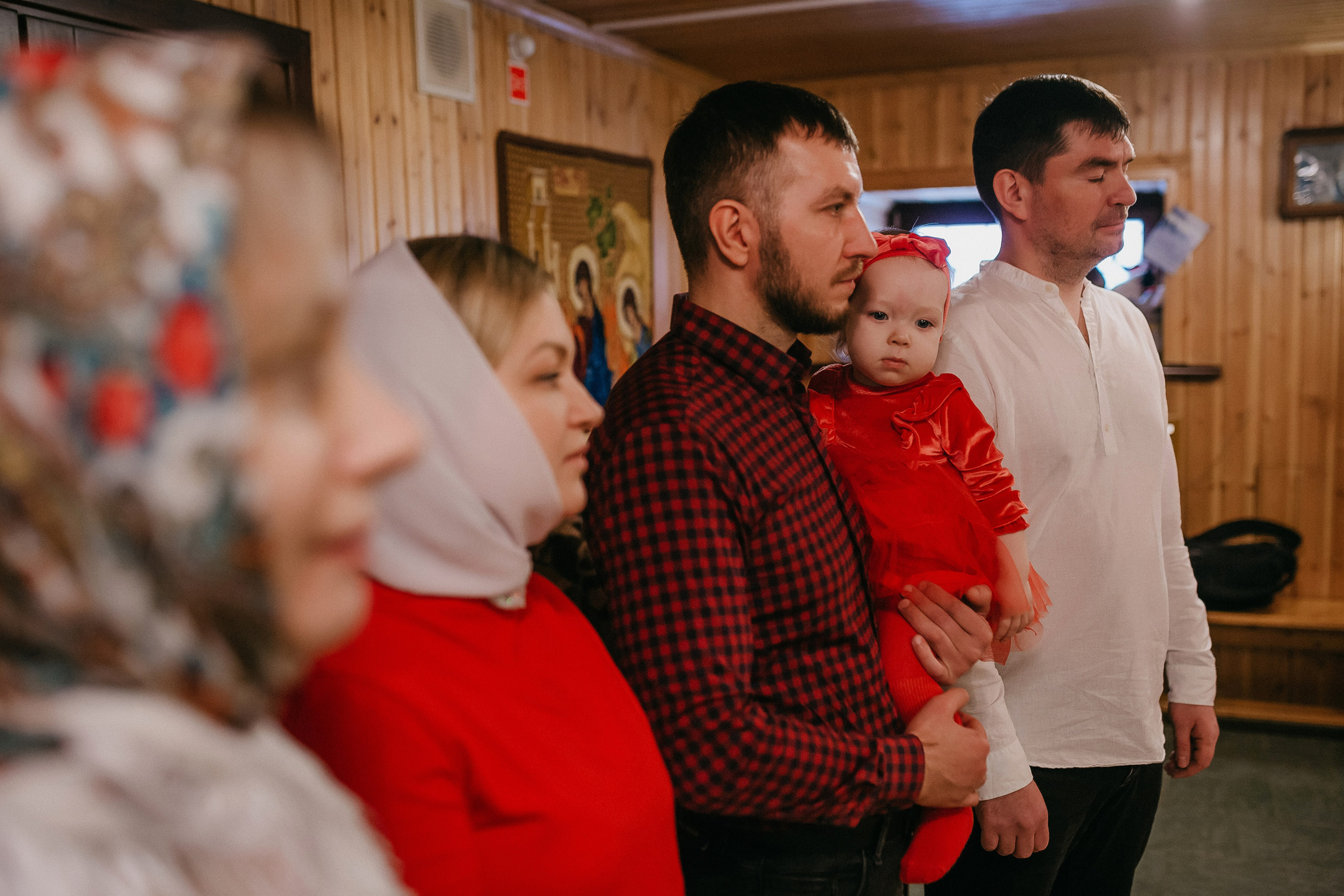 Крещение Ксении. Храм Симеона Верхотурского п.Барсово. Семейный фотограф в Сургуте