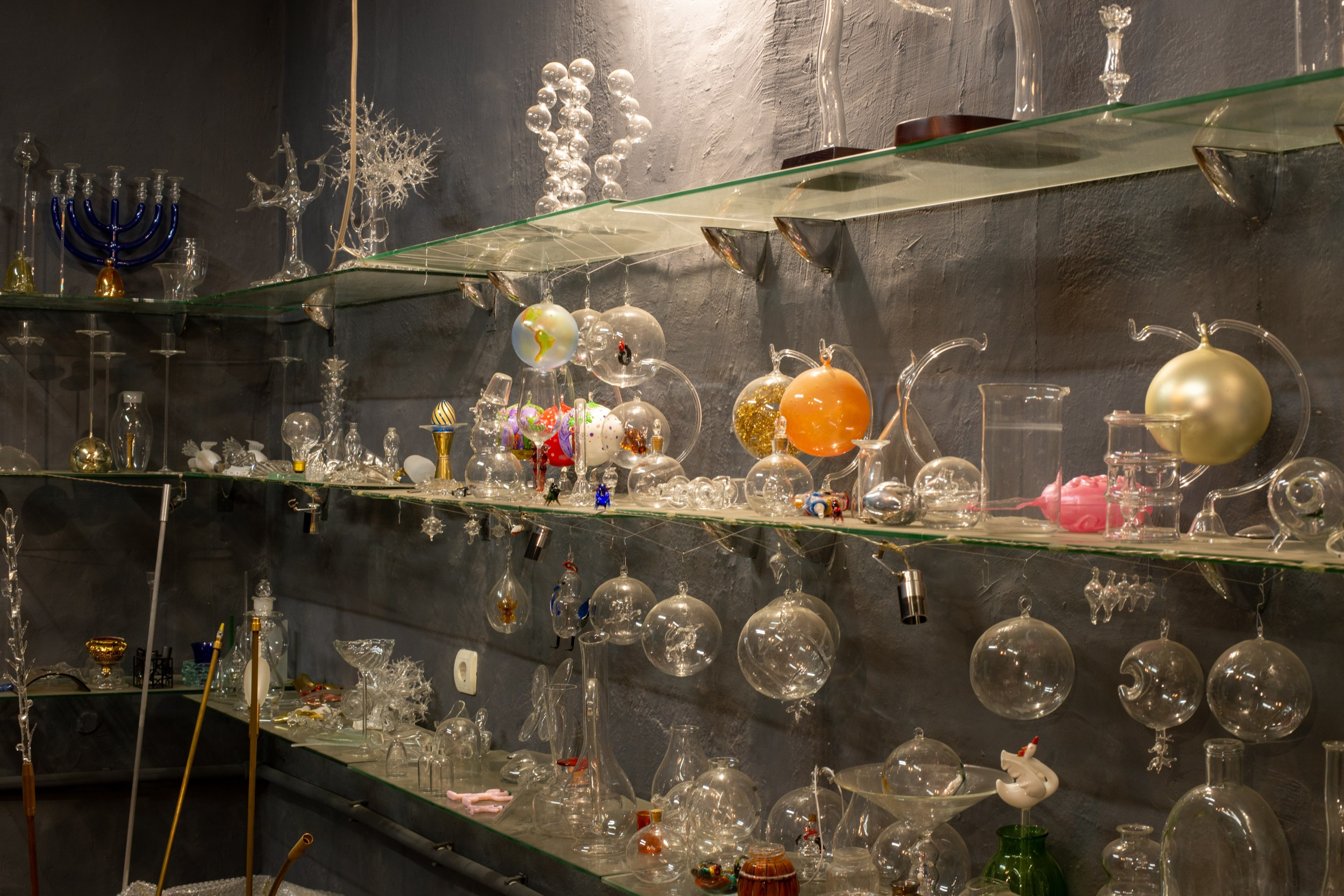 Производство стекла. Коммерческая фотосъёмка городской среды, архитектуры и производственных объектов