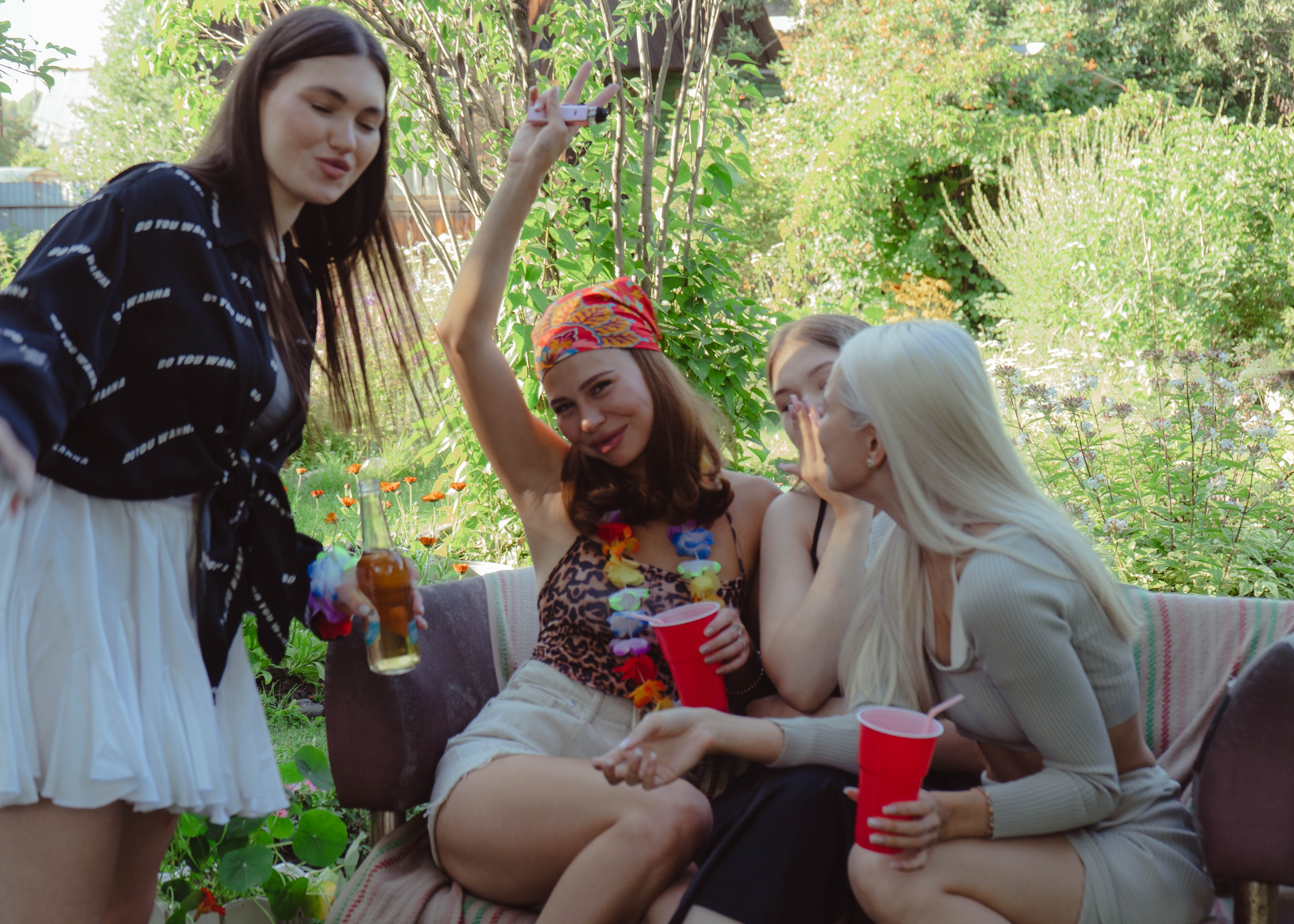 Гавайская вечеринка. Кир Анисин. Режиссер & фотограф