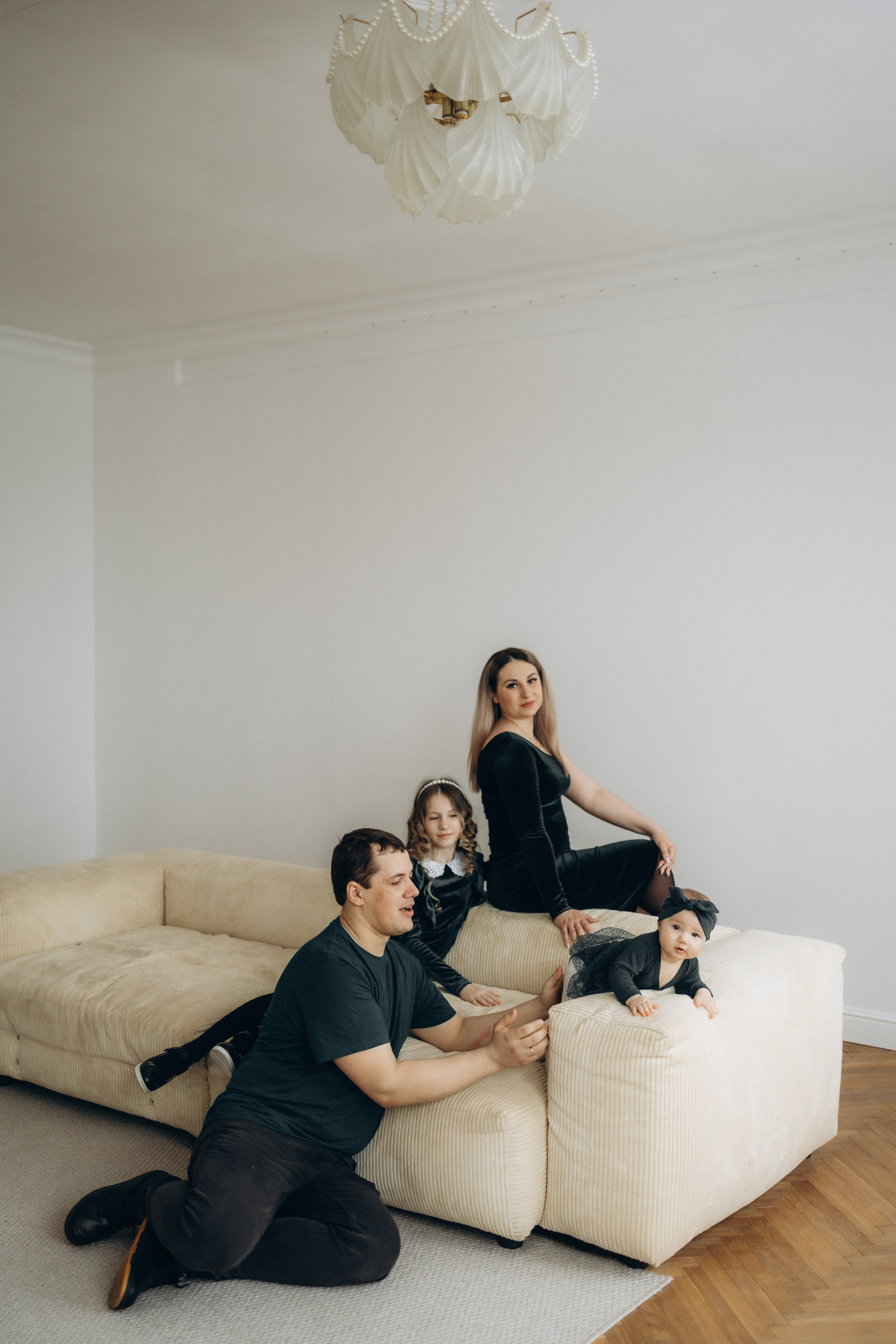 Студийная семейная фотосъемка (6.04.2025) г. Обнинск (Калужская обл.). Надежда Стар семейный и церковный фотограф в Жукове и Калужской области