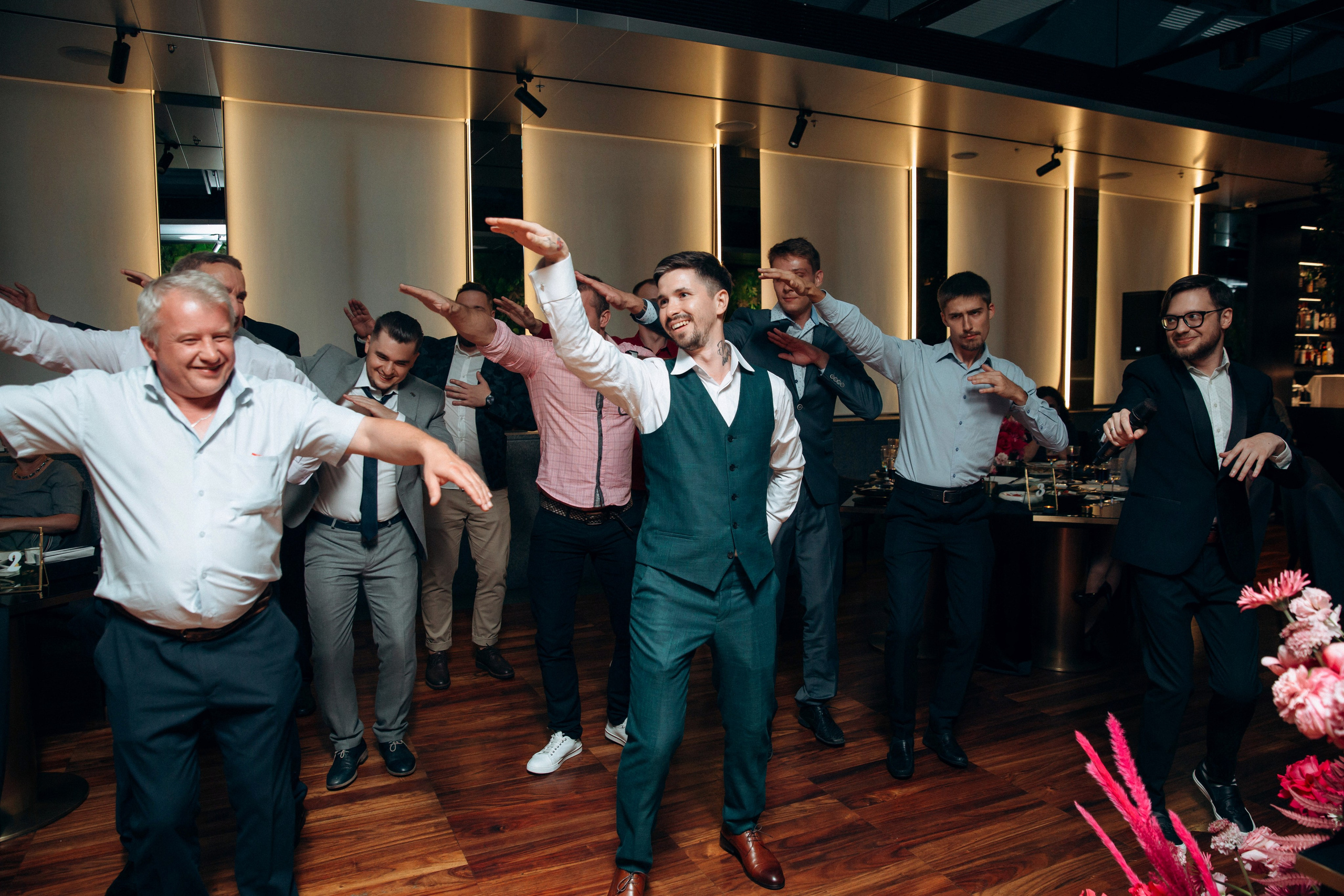 Неоновая свадьба. Свадебный фотограф в Санкт-Петербурге Вика Стукачева