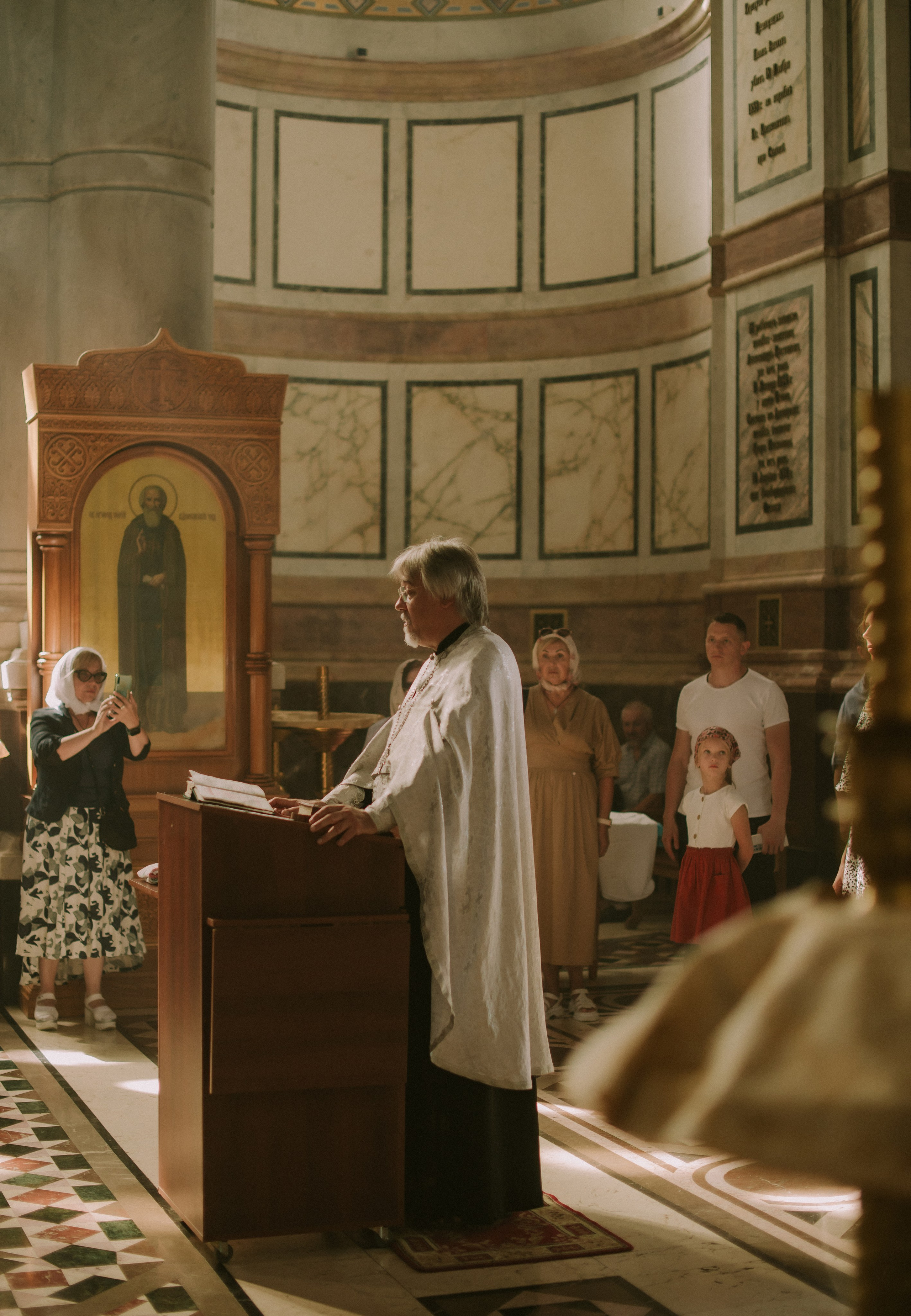 Собор св. равноапостольного князя Владимира усыпальница выдающихся флотоводцев-адмиралов. Свадебный, женский, семейный фотограф в Севастополе Юлия Мошенко