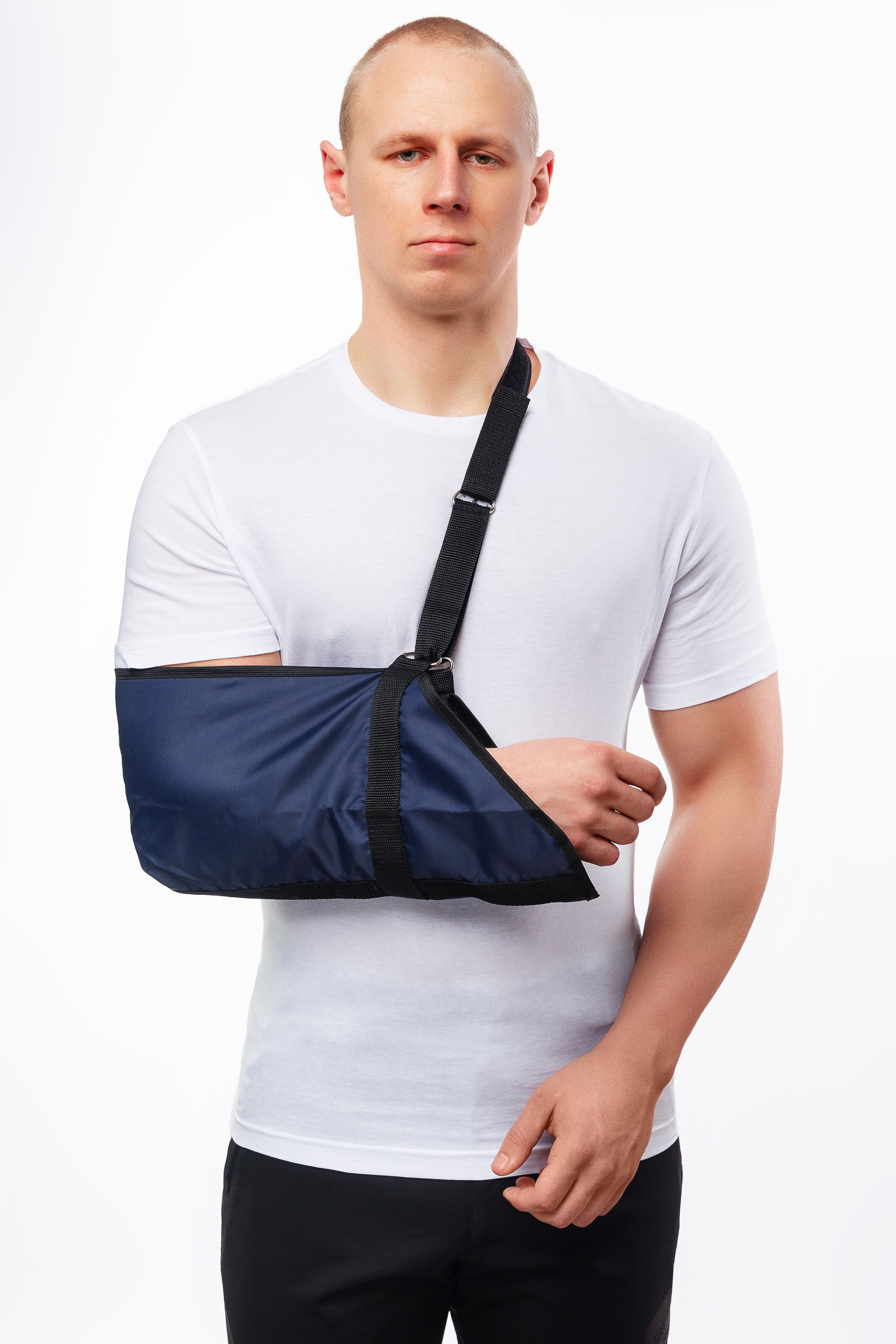 Студийная фотосъёмка одежды и аксессуаров. Фото для каталога, сайта, интернет-магазина и маркетплейсов. Фотограф Сергей Пушкин в Санкт-Петербурге. Профессиональная студийная фотосессия. Ортопедические товары, одежда, нижнее бельё. 