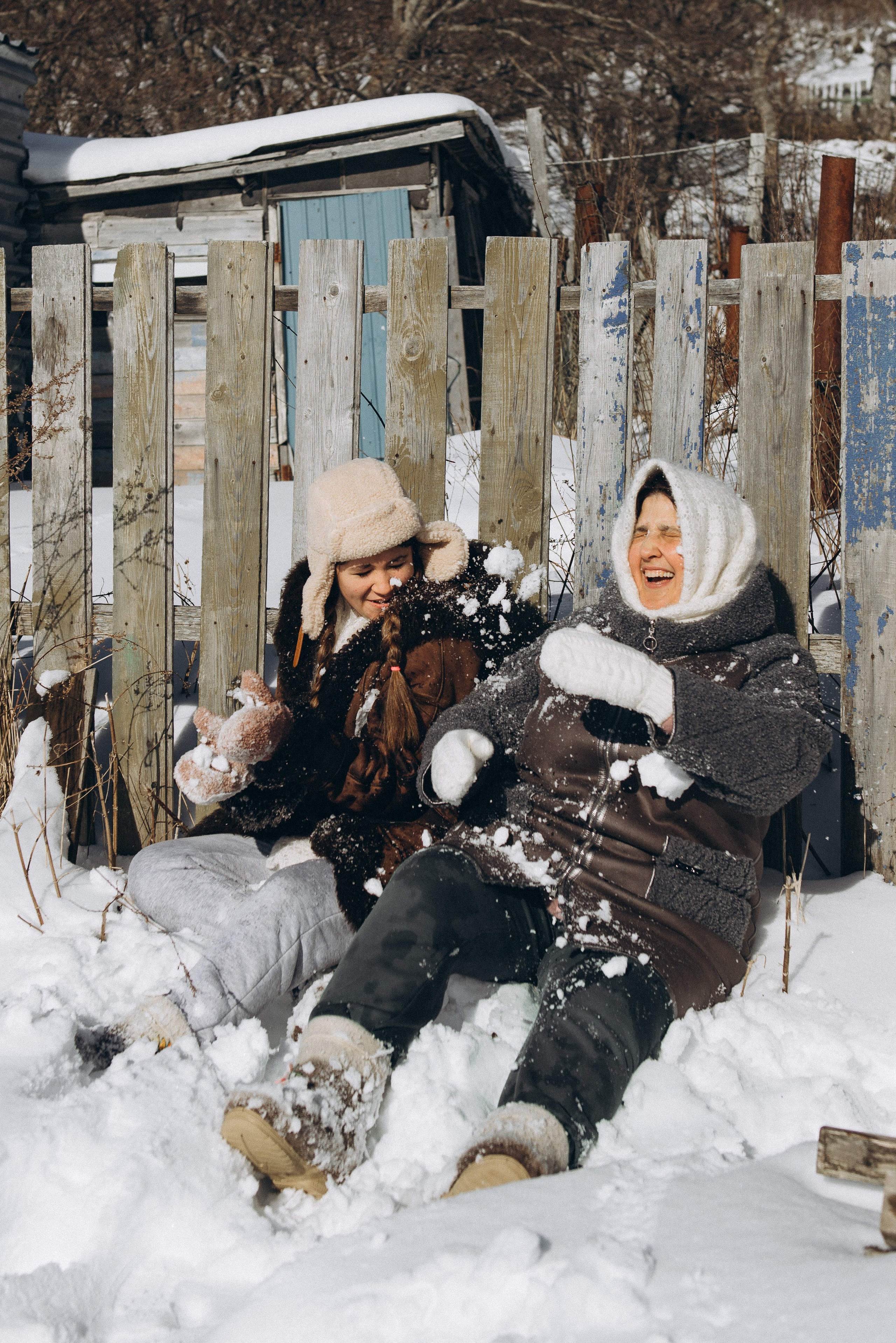 Марина и Таисия. Ирина Метелица фотограф на Шикотане