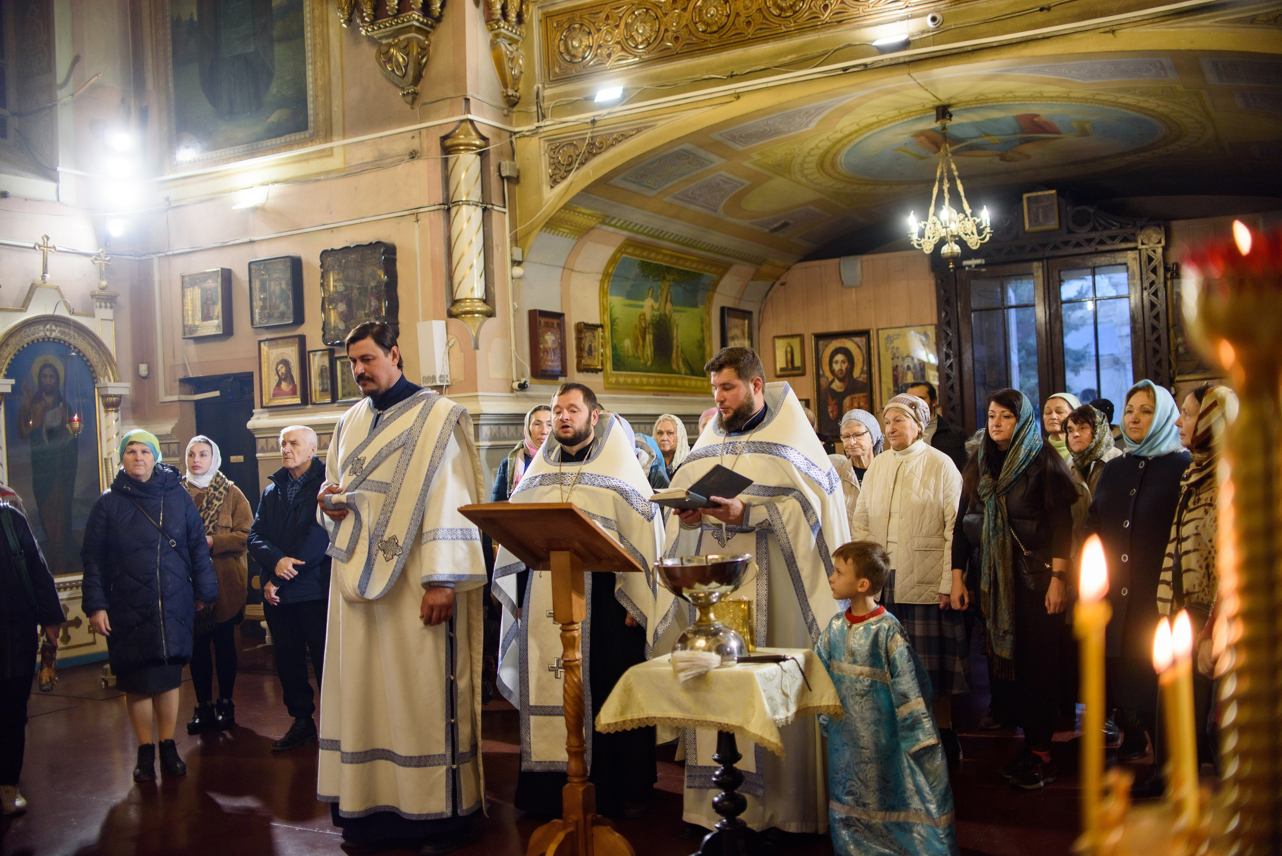 Введение во храм Пресвятой Богородицы 4.12.2023. Семейный и свадебный фотограф в Феодосии и Коктебеле