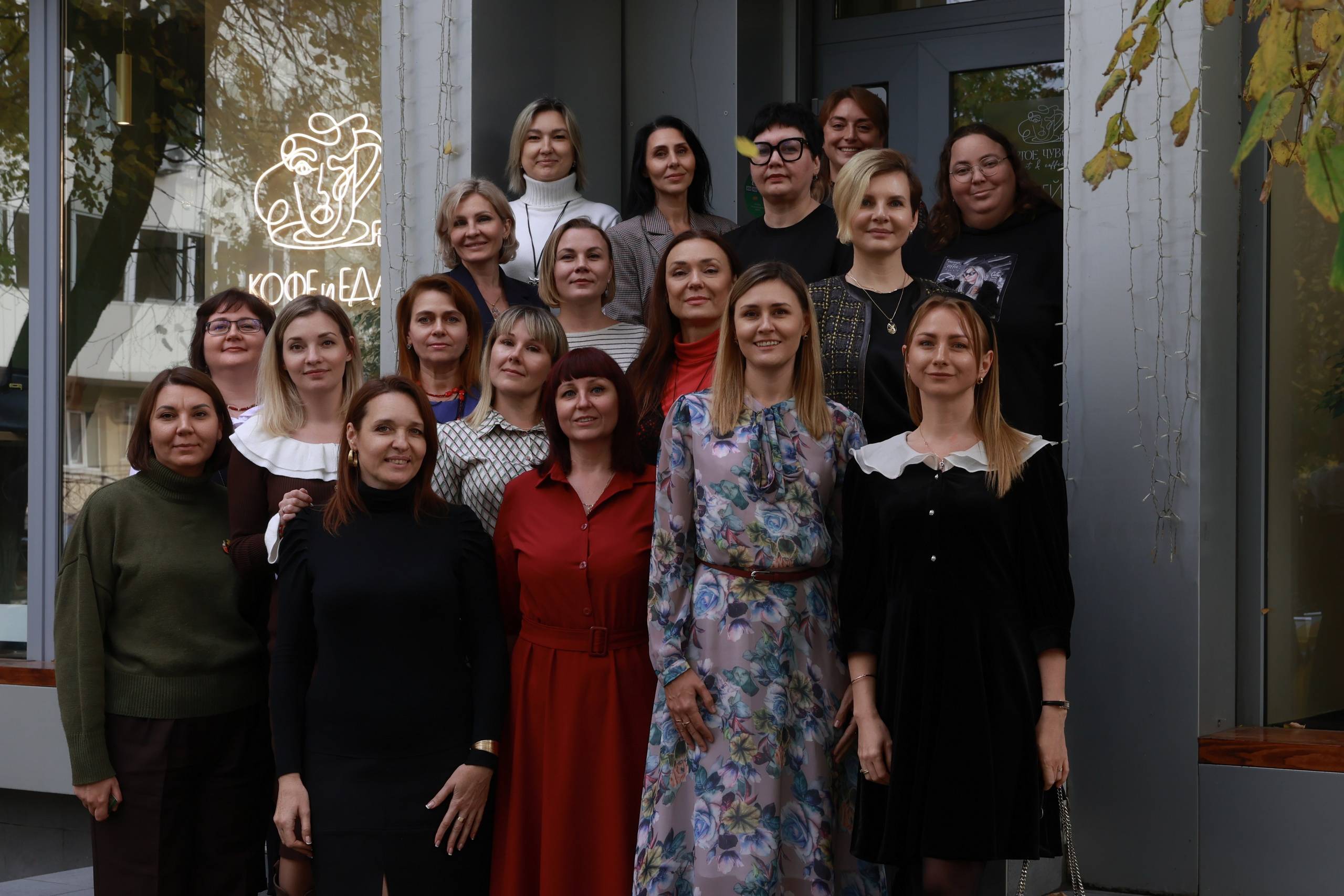 Нетворкинг в кофейне «Шестое чувство». Фотограф Воронеж, Новая Усмань Мария Бублик