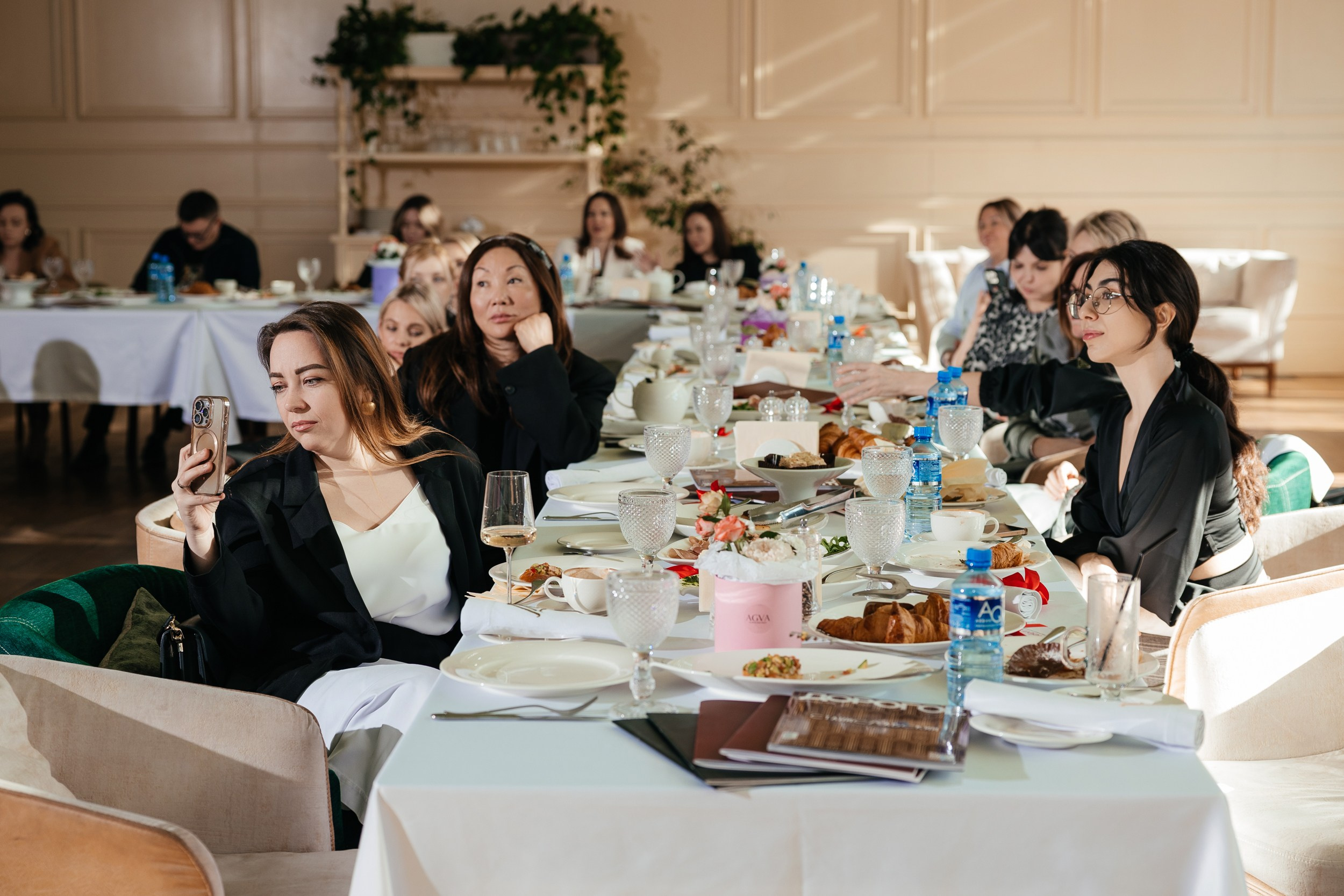 «Завтрак с Дорогим». Разговор об искусстве с Мариной Тевзадзе. Репортажный и свадебный фотограф в Краснодаре Владислав Рыжов