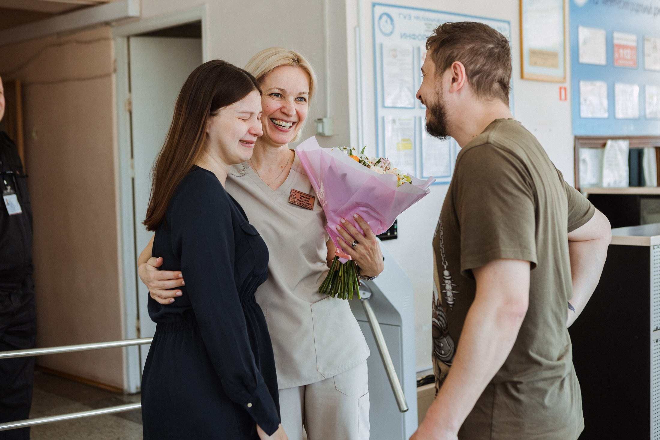 Выписка из Центрального роддома № 2. Фотографы в городе Волгограде — Людмила Агеева и Алексей Околелов