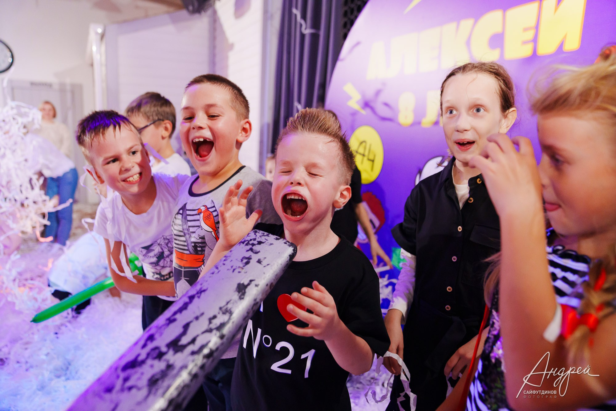 День Рождения Лёши. Лофт «Стрелка». Свадебный и семейный фотограф в Ростове-на-Дону. Андрей Сайфутдинов