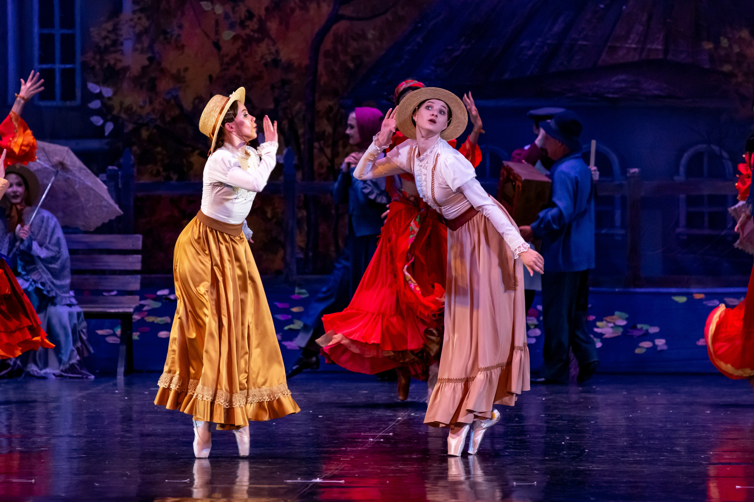 Анюта — спектакль — премьера на сцене Зимнего театра Марийского театра оперы и балета. Фотограф в Сочи Юрий Шептаев