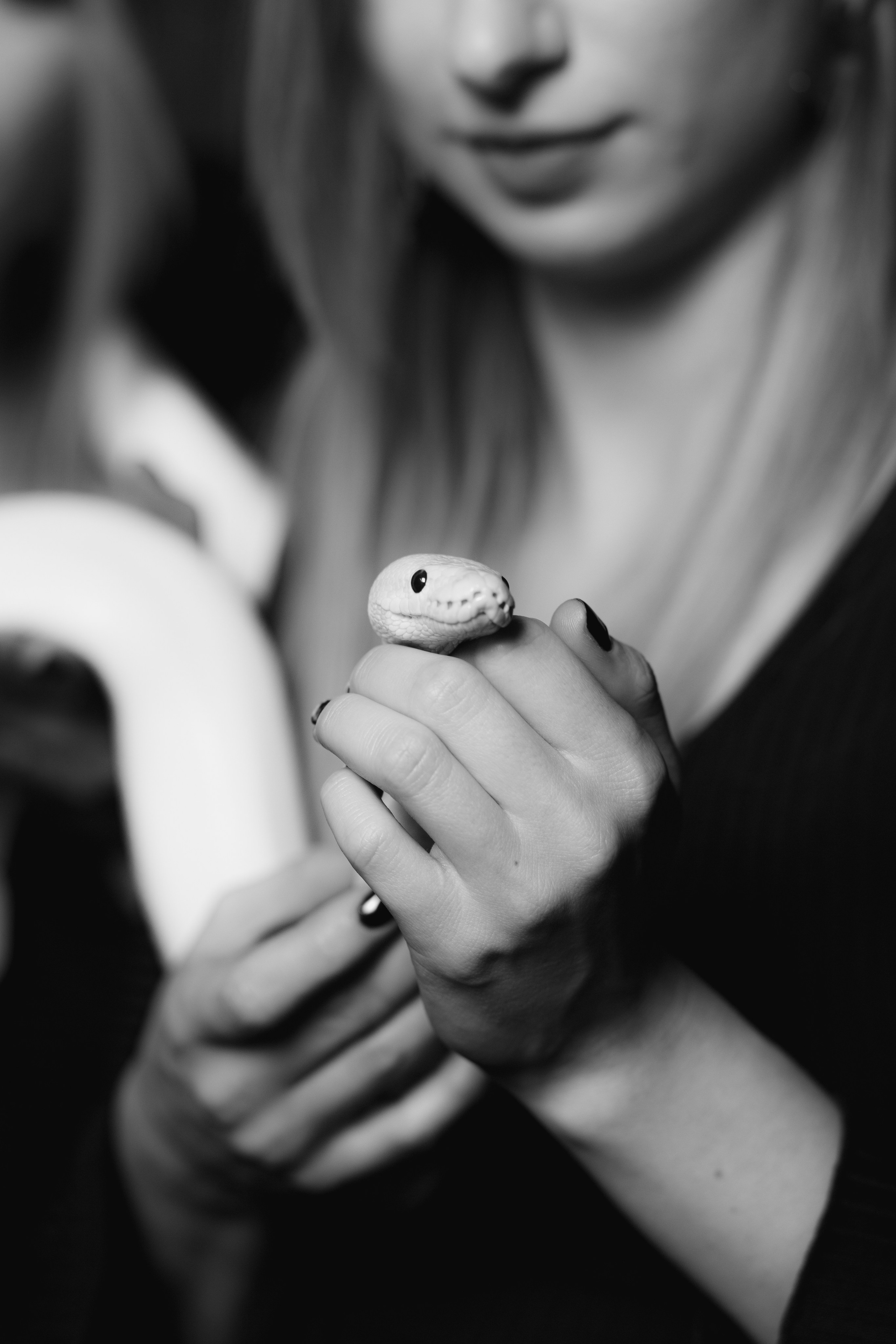 Фотосессия сестер с фотостудии с белой змеей в Санкт-Петербурге. Фотограф в Санкт-Петербурге, Анна Скворцова