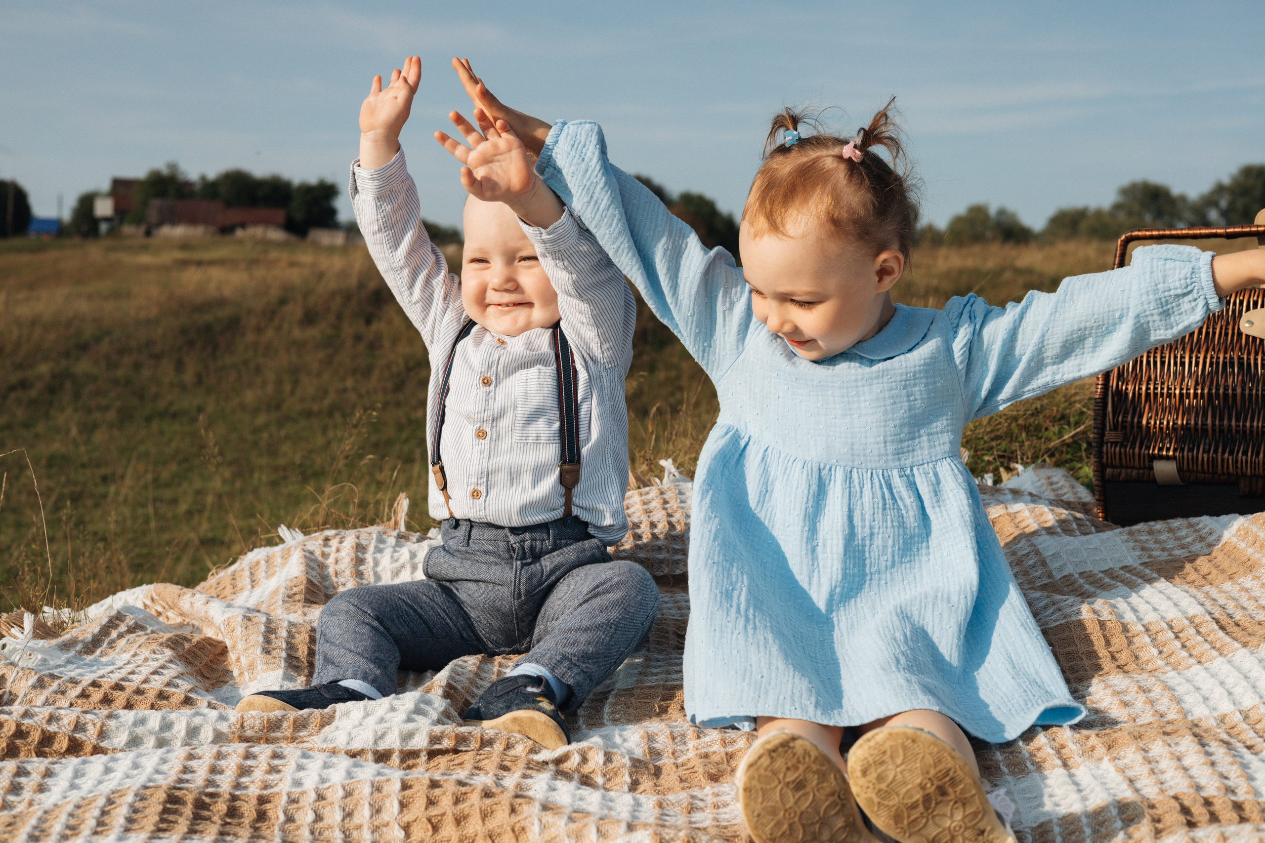 Тимофей, Полина, Наталья. Ваш фотограф