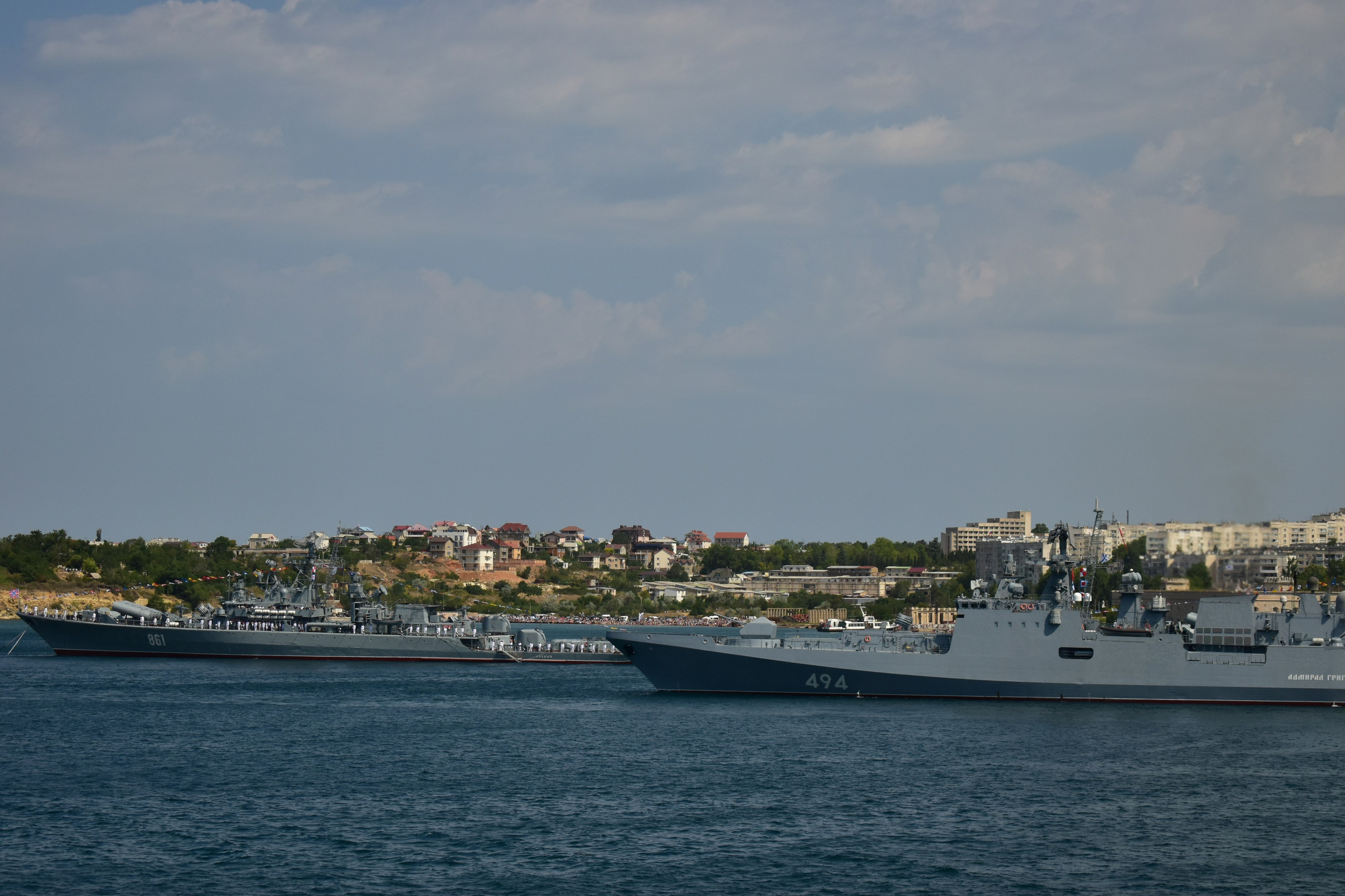 Парад ВМФ. Фотограф-ретушер в Крыму Юля Лобурец