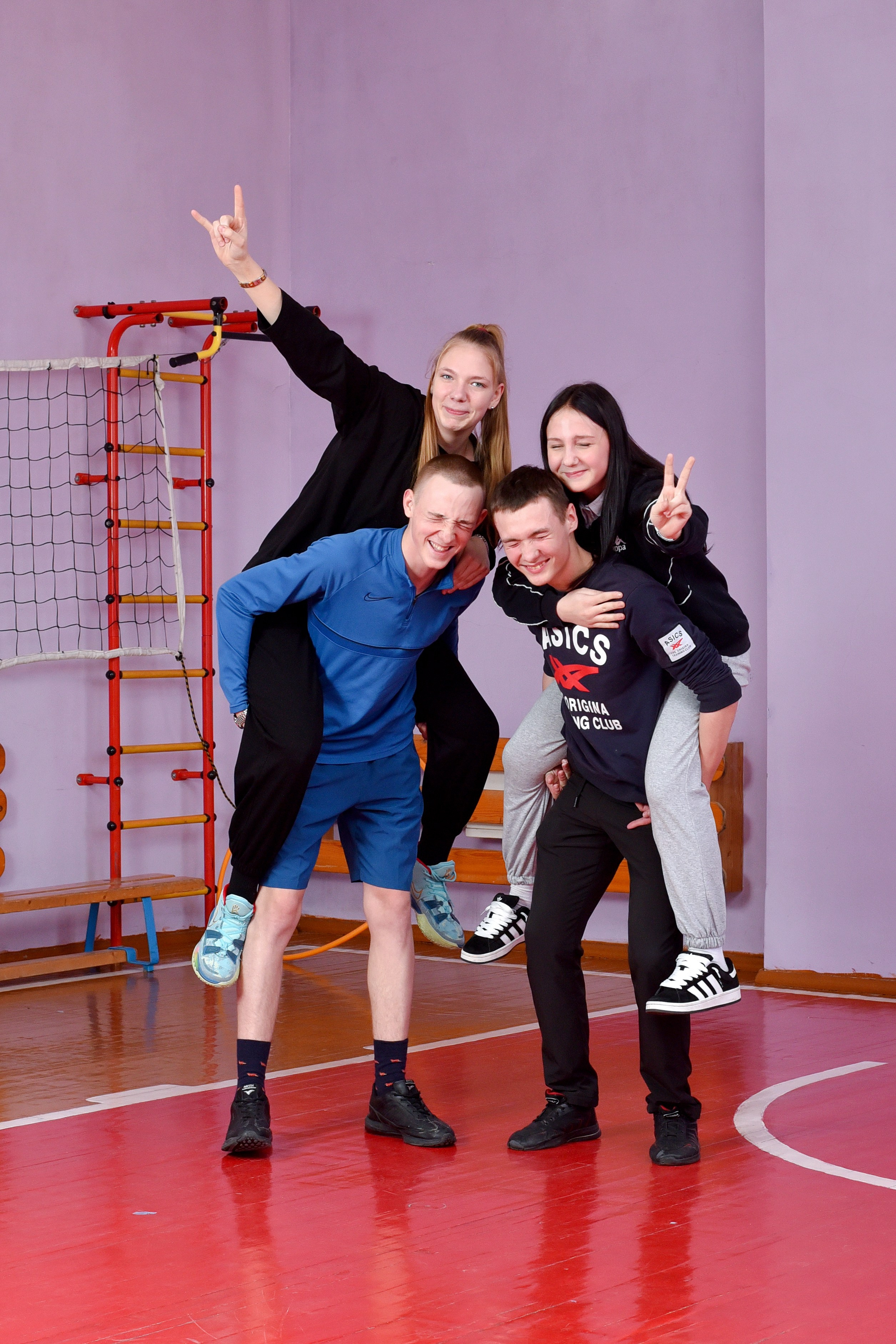 ФОТОСЕССИЯ В СПОРТИВНОМ ЗАЛЕ. Школьный фотограф ЛАРИСА МАТВЕЕНКО