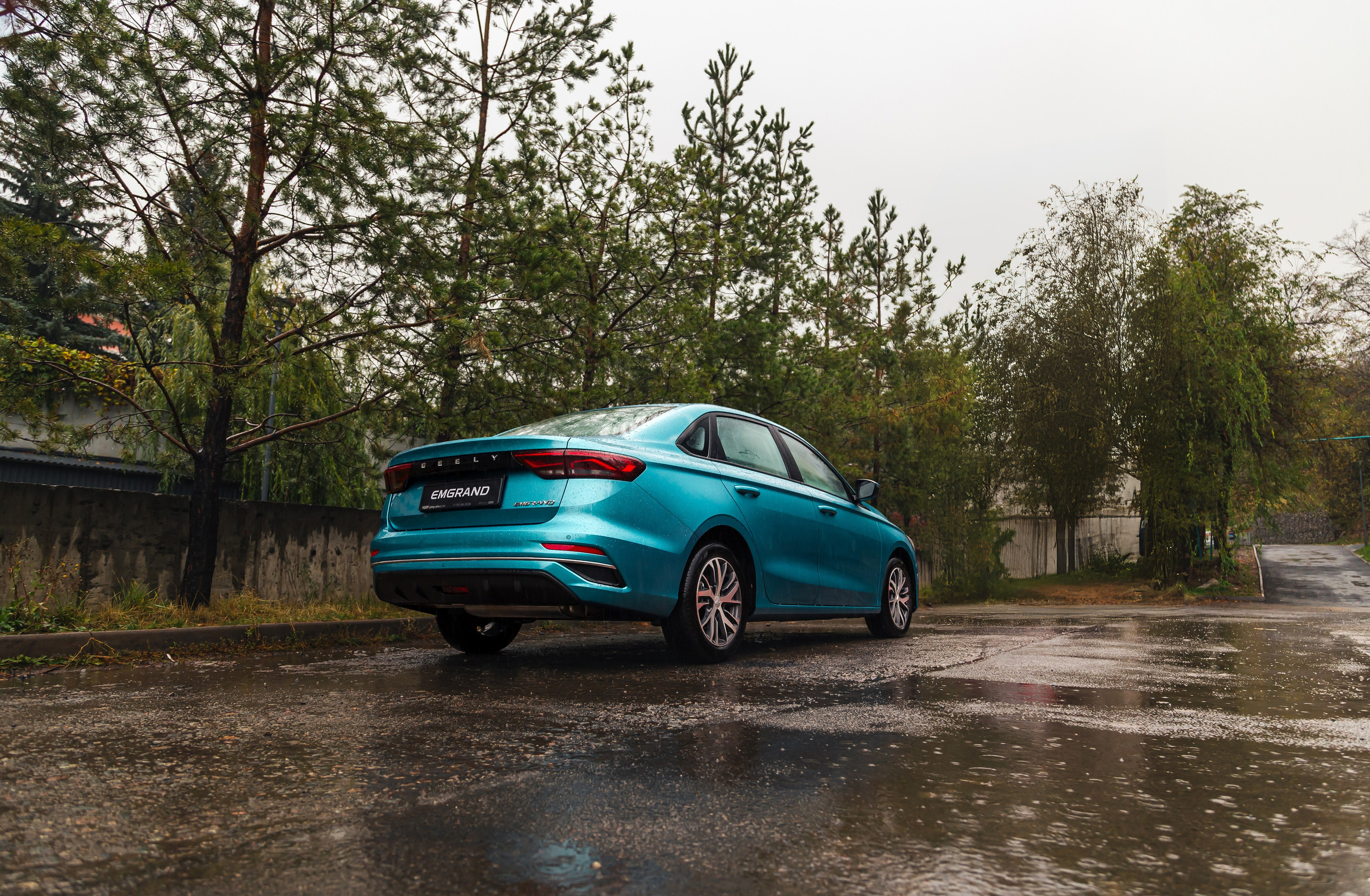 GEELY EMGRAND. Рекламный и портретный фотограф в Алматы — Серекпаев Танирхан