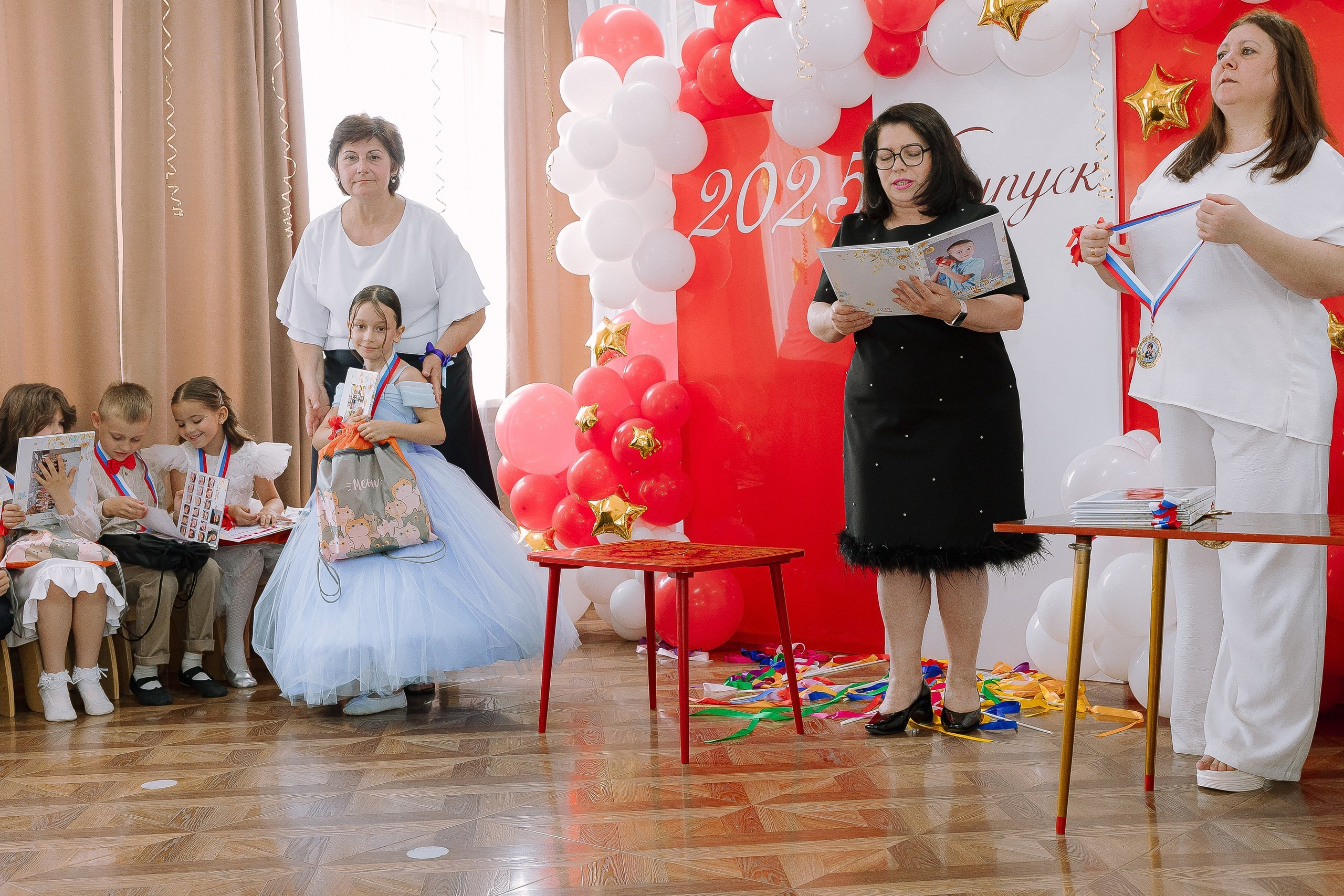 Выпускной в ДС 26. Выпускные альбомы Натальи Бутко: Новороссийск, Анапа, Геленджик