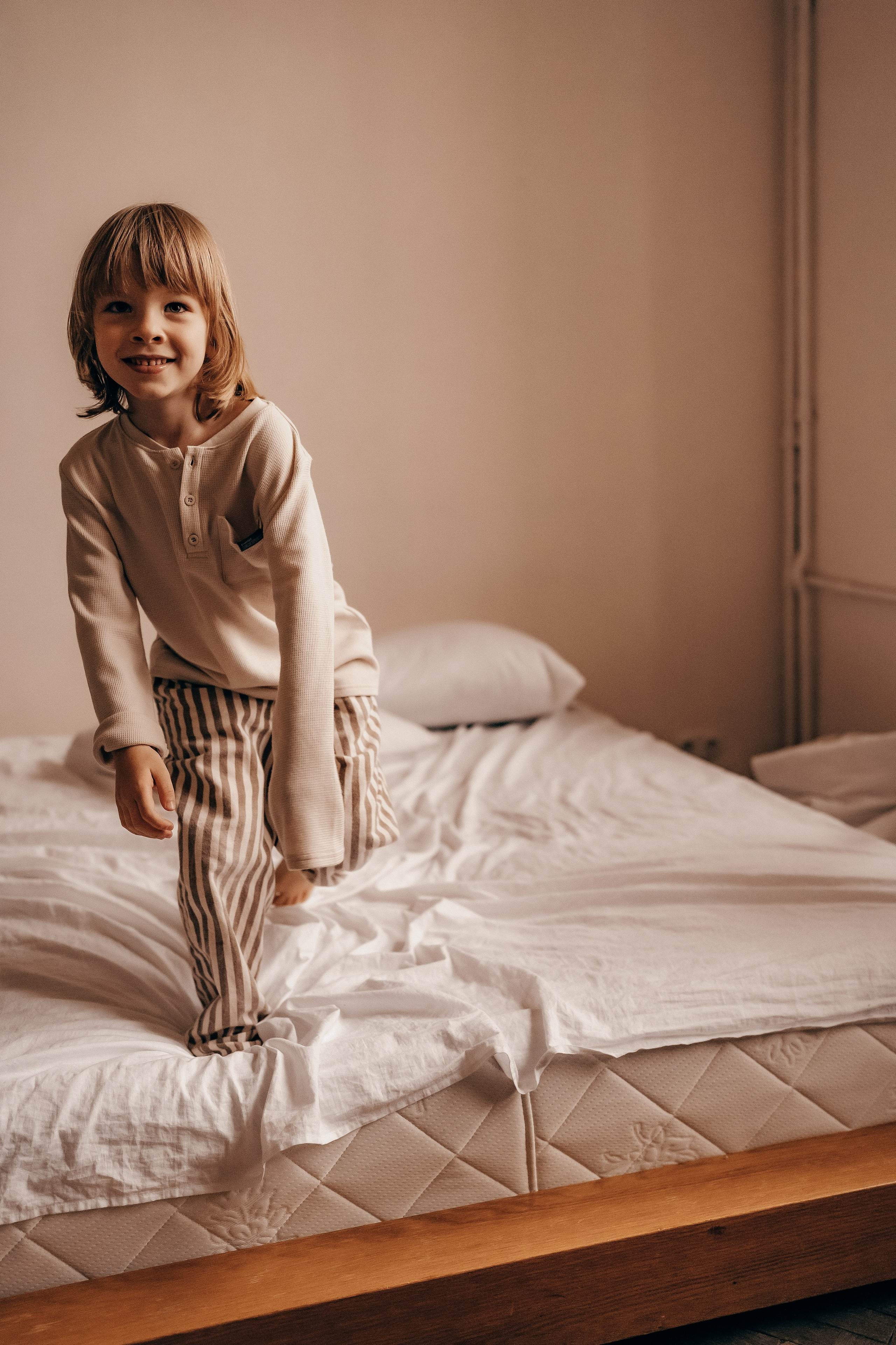 Объятья и немного баловства. Главная